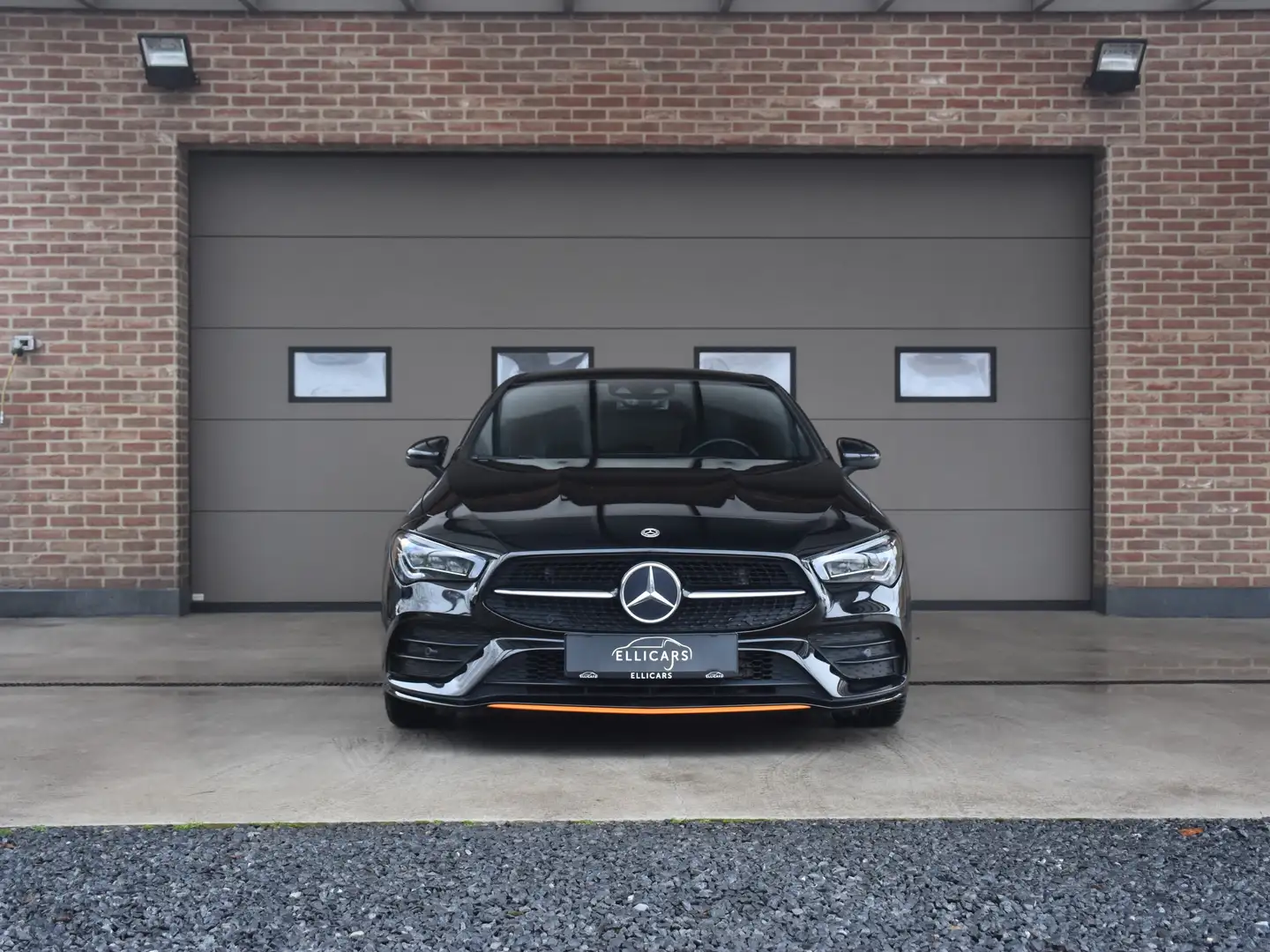 Mercedes-Benz CLA 250 2.0 SB / 4 MATIC / EDITION / SCHUIFDAK / CARPLAY Negro - 2