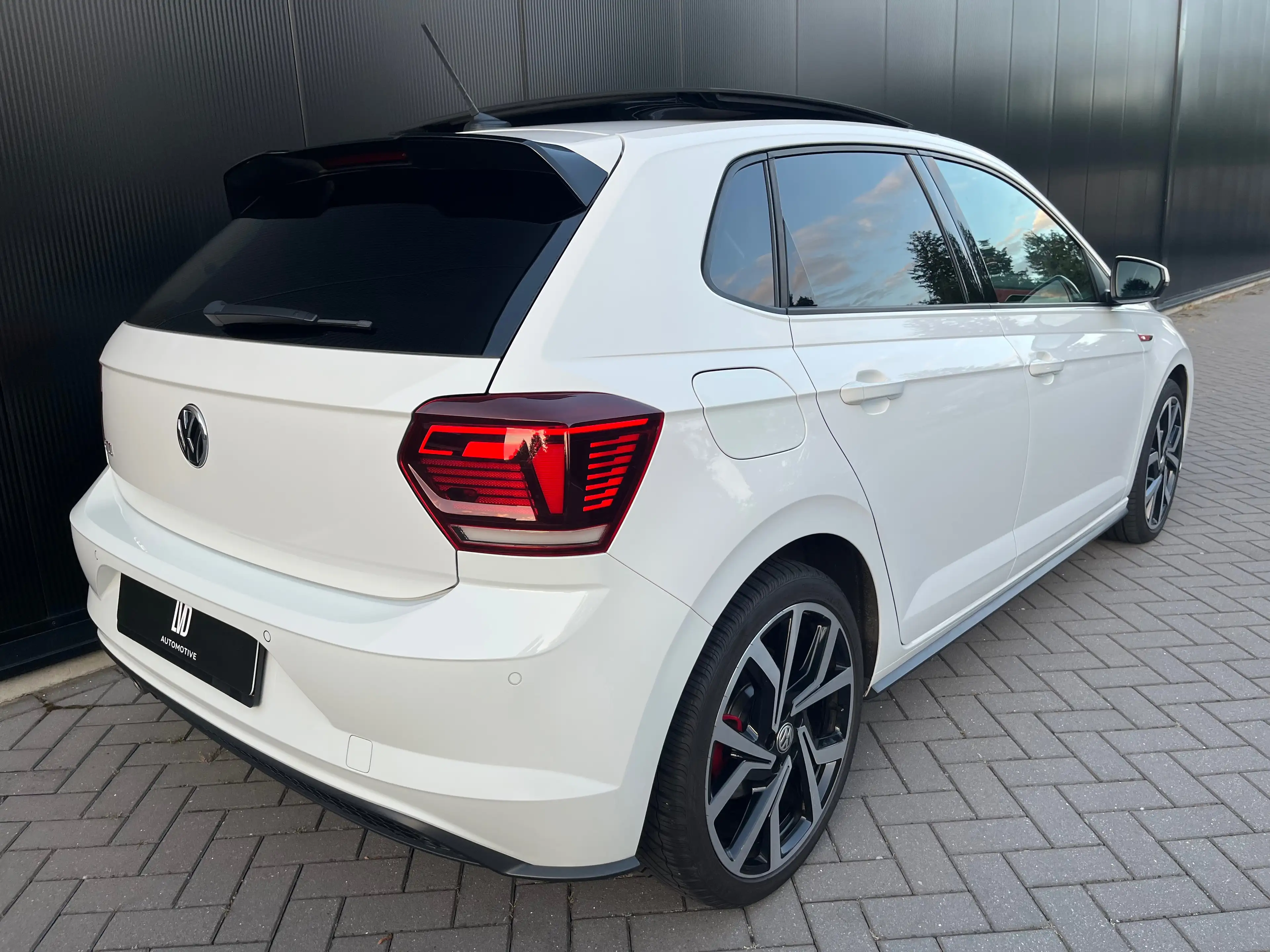 Volkswagen Polo GTI 2.0 TSI 250PK PANO VIRTUAL ACC BLIND SPOT KEYLESS — photo 9