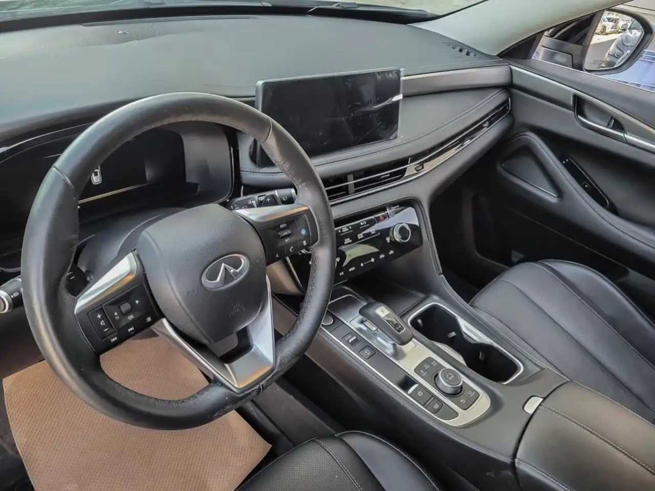 Infiniti QX60 fotografie Infiniti QX60