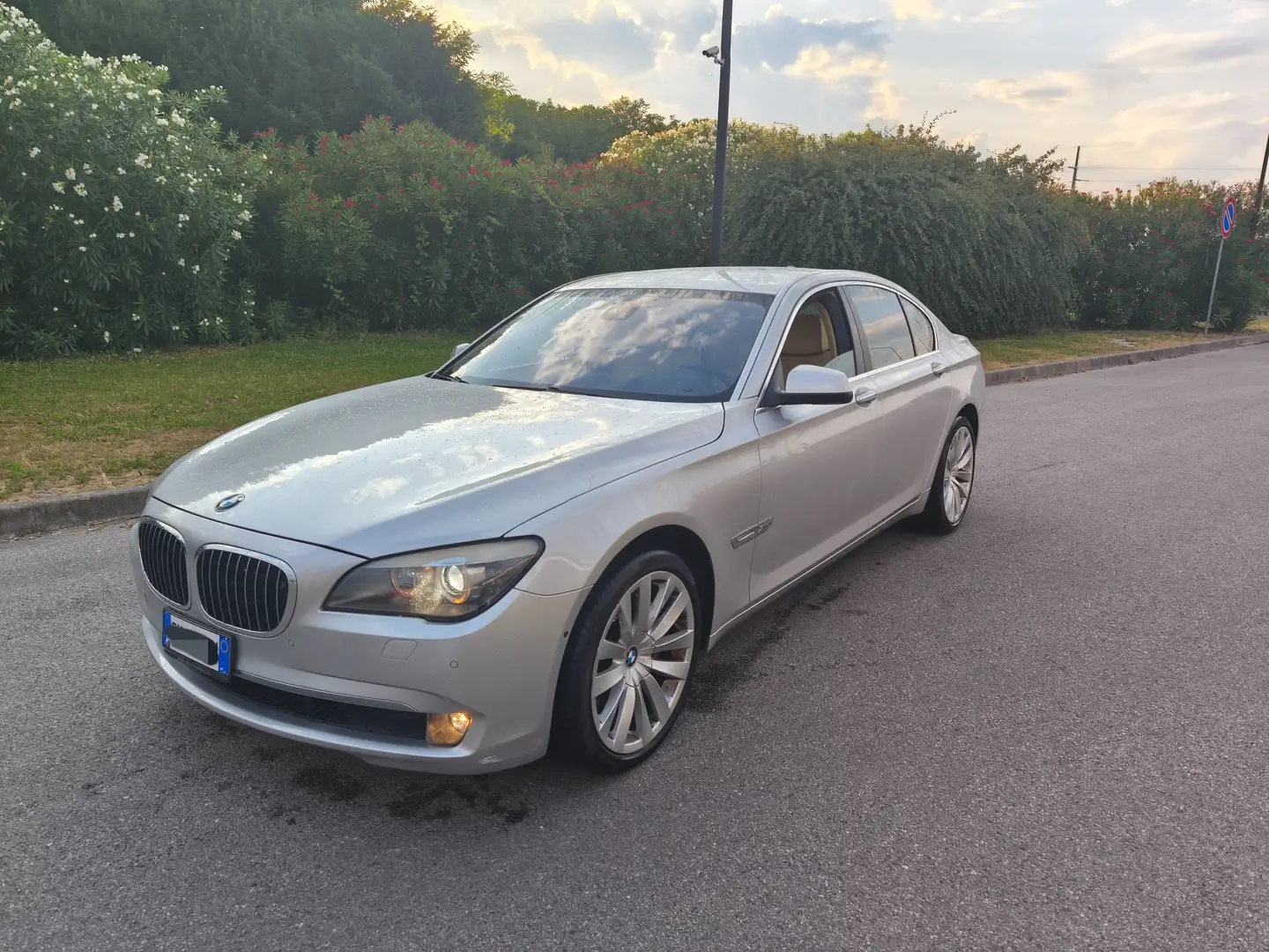 BMW 750 INDIVIDUAL FULL OPTIONAL COME NUOVA Argent - 1