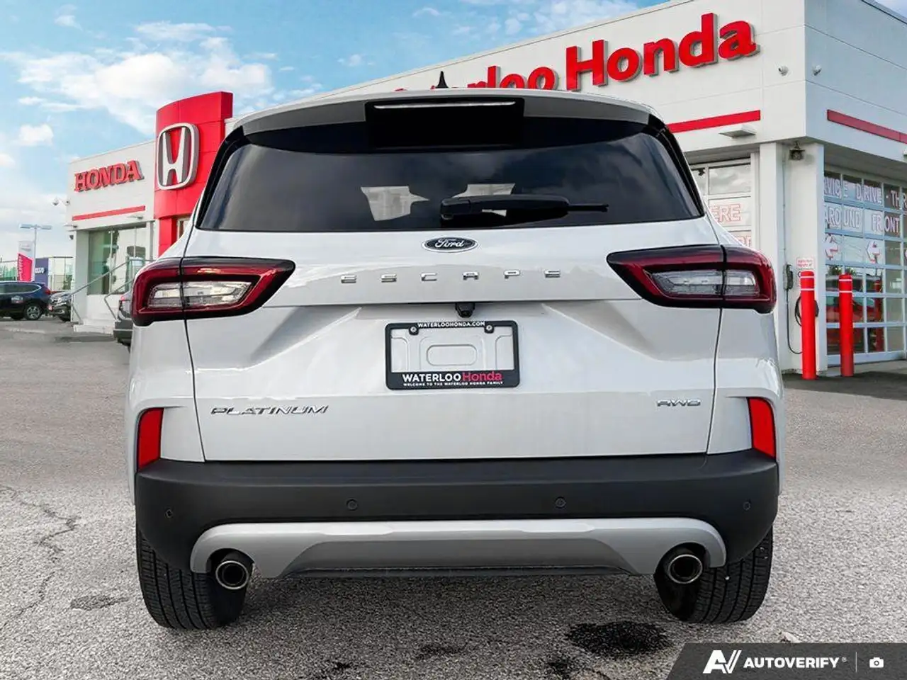 Ford Escape снимка Ford Escape