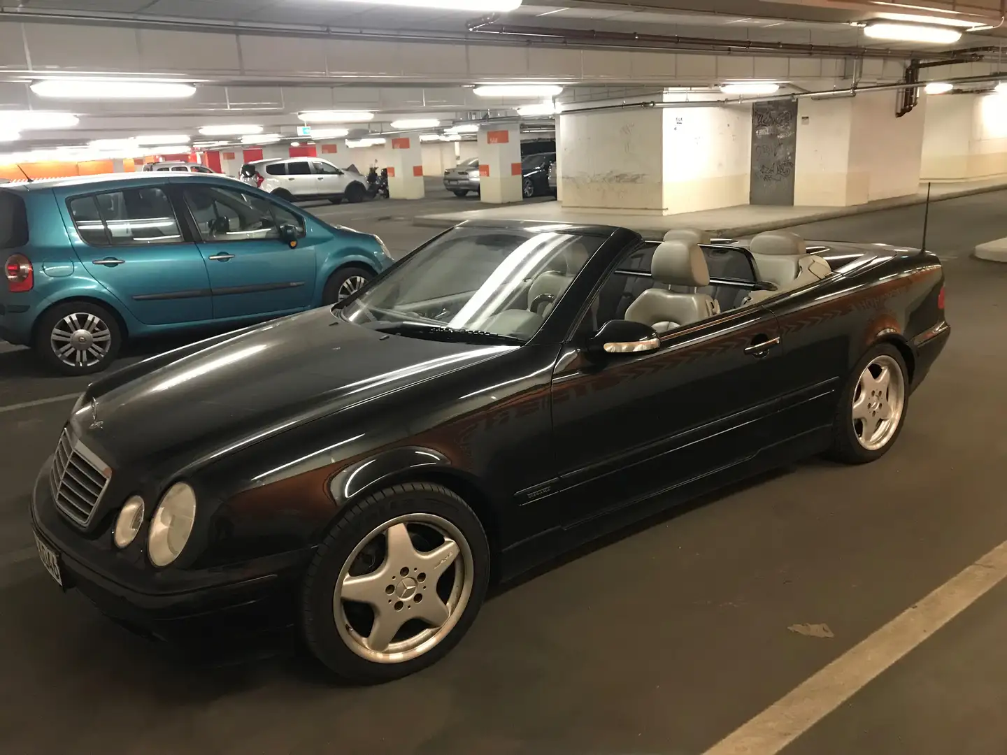 Mercedes-Benz CLK 200 CLK Cabrio 200 Kompressor Elegance Noir - 2