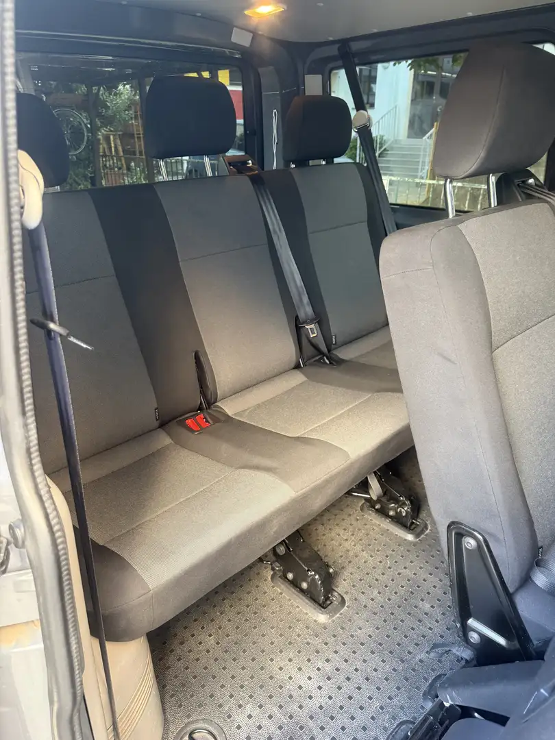 Volkswagen T6 Transporter Kastenwagen KR 2,0 TDI BMT - 2
