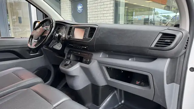 Citroen Jumpy view 11