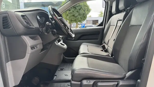 Citroen Jumpy view 9