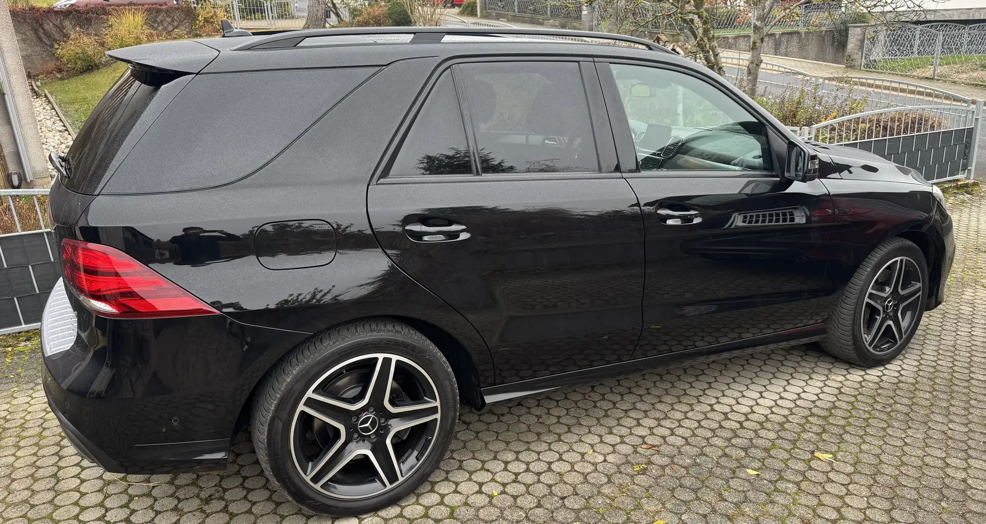 Mercedes-Benz GLE 43 AMG 4Matic 9G-TRONIC Line - 2