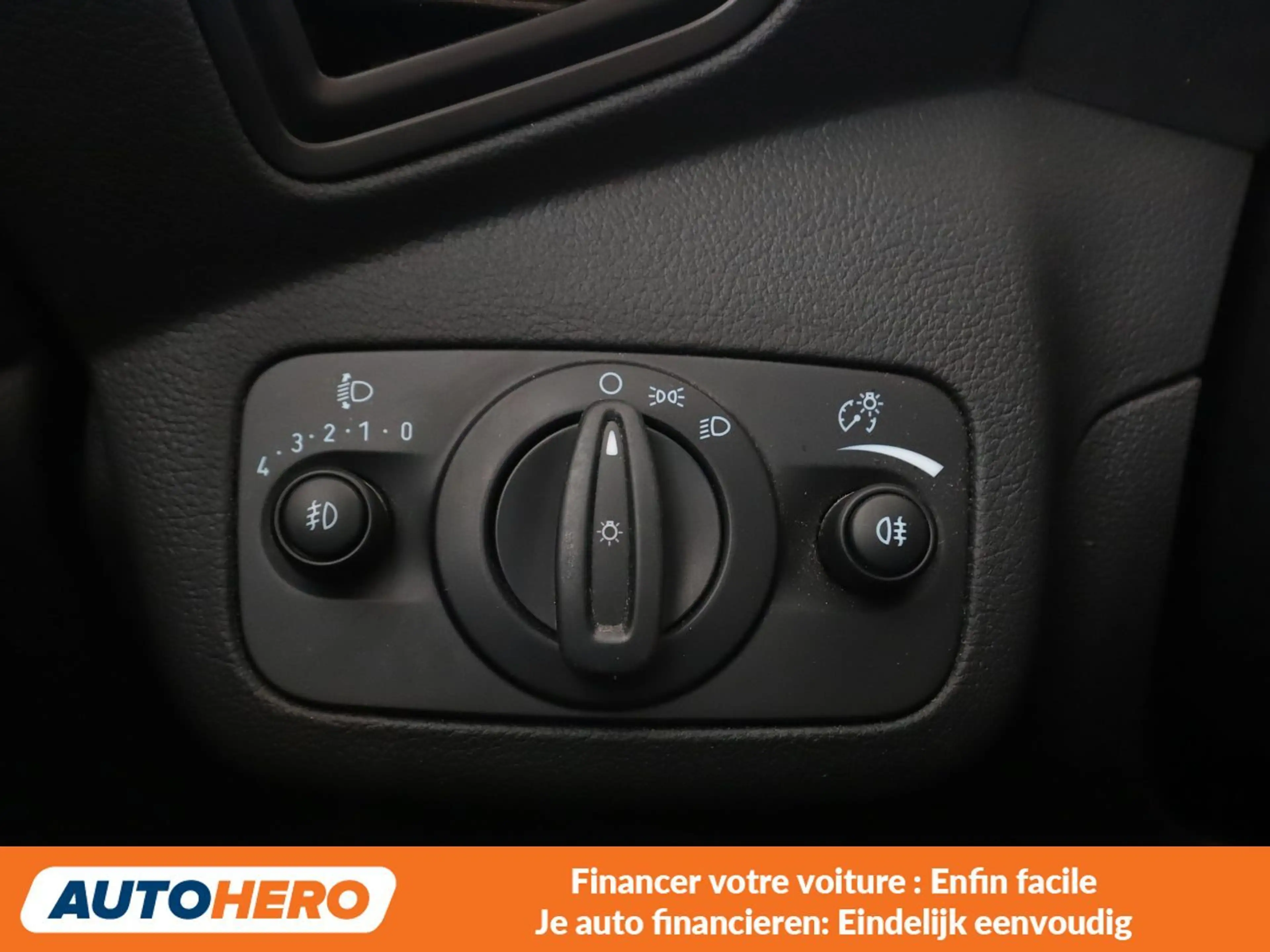 Ford Grand C-Max 1.0 EcoBoost Cool&Connect — photo 14