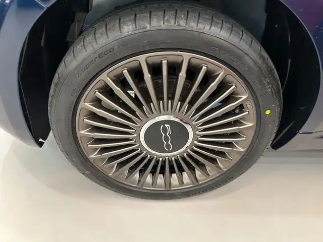 Fiat 500 view 13