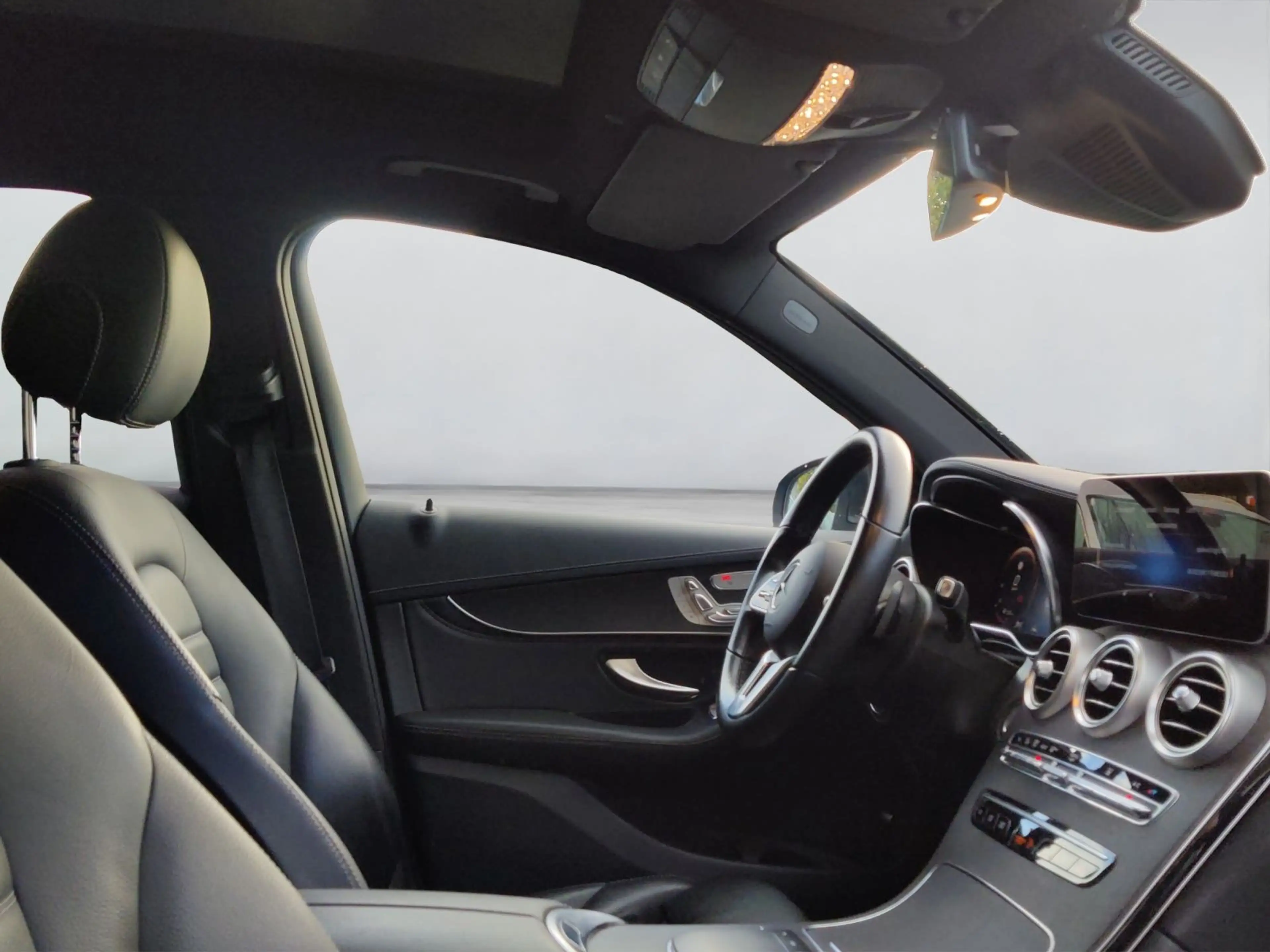 Mercedes-Benz GLC 300 GLC nza GLC 300 de 4Matic AMG Line AHK K — photo 9