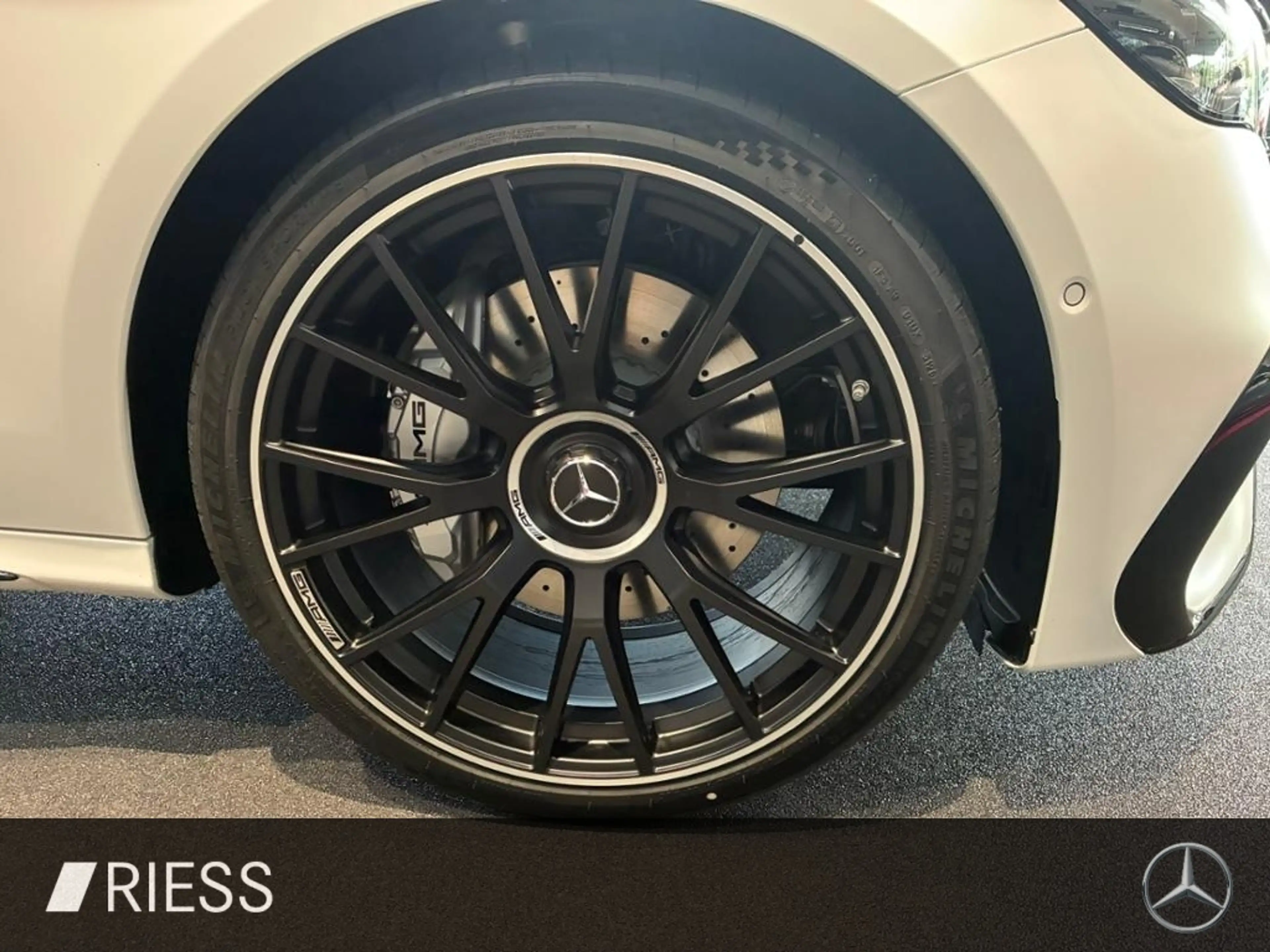 Mercedes-Benz E 53 AMG AMG E 53 HYBRID 4MATIC+ Limousine 360 4xSHZ ACC — photo 10