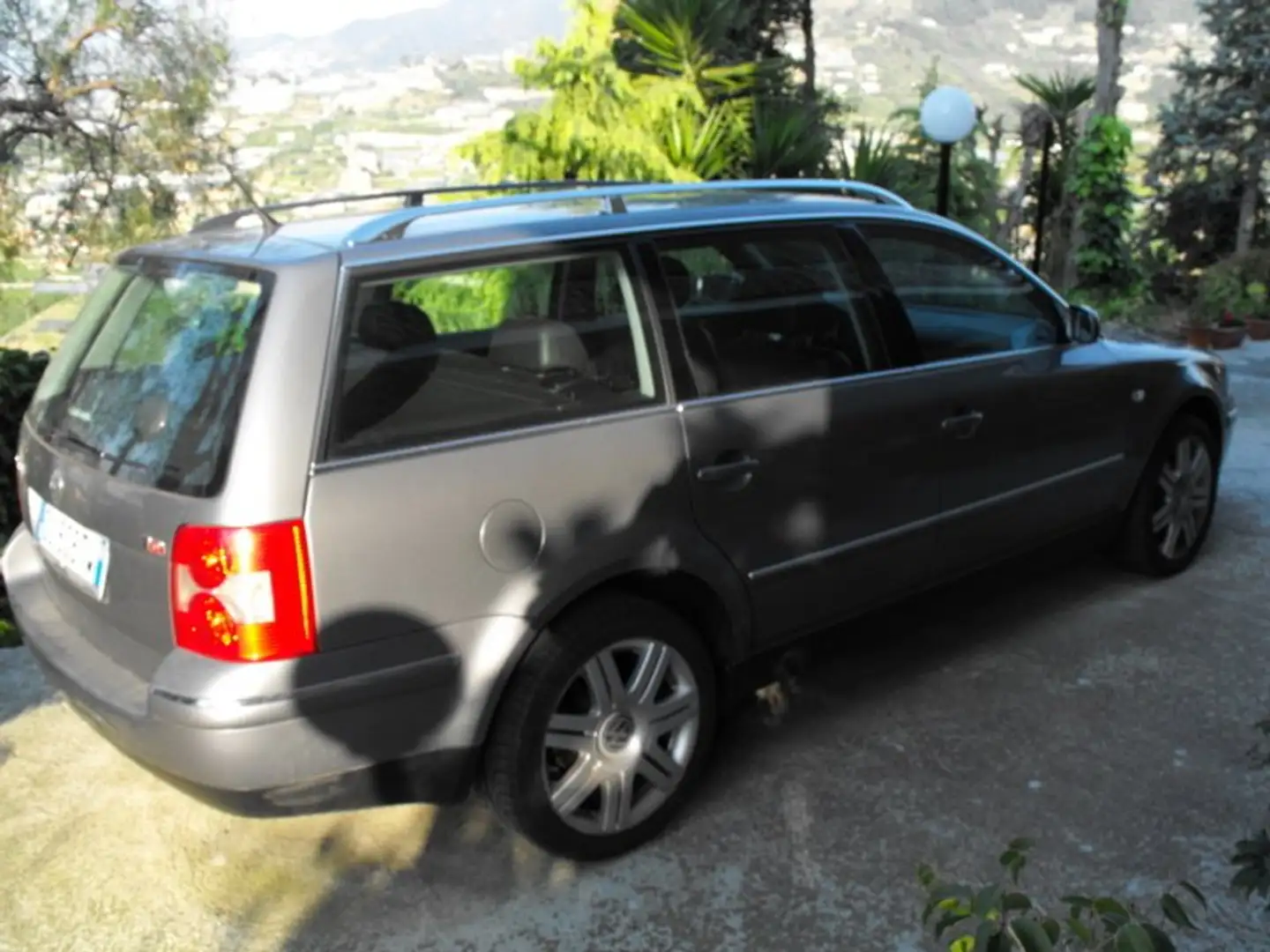 Volkswagen Passat Variant 1.9 TDI HI LINE 130cv Grigio - 2