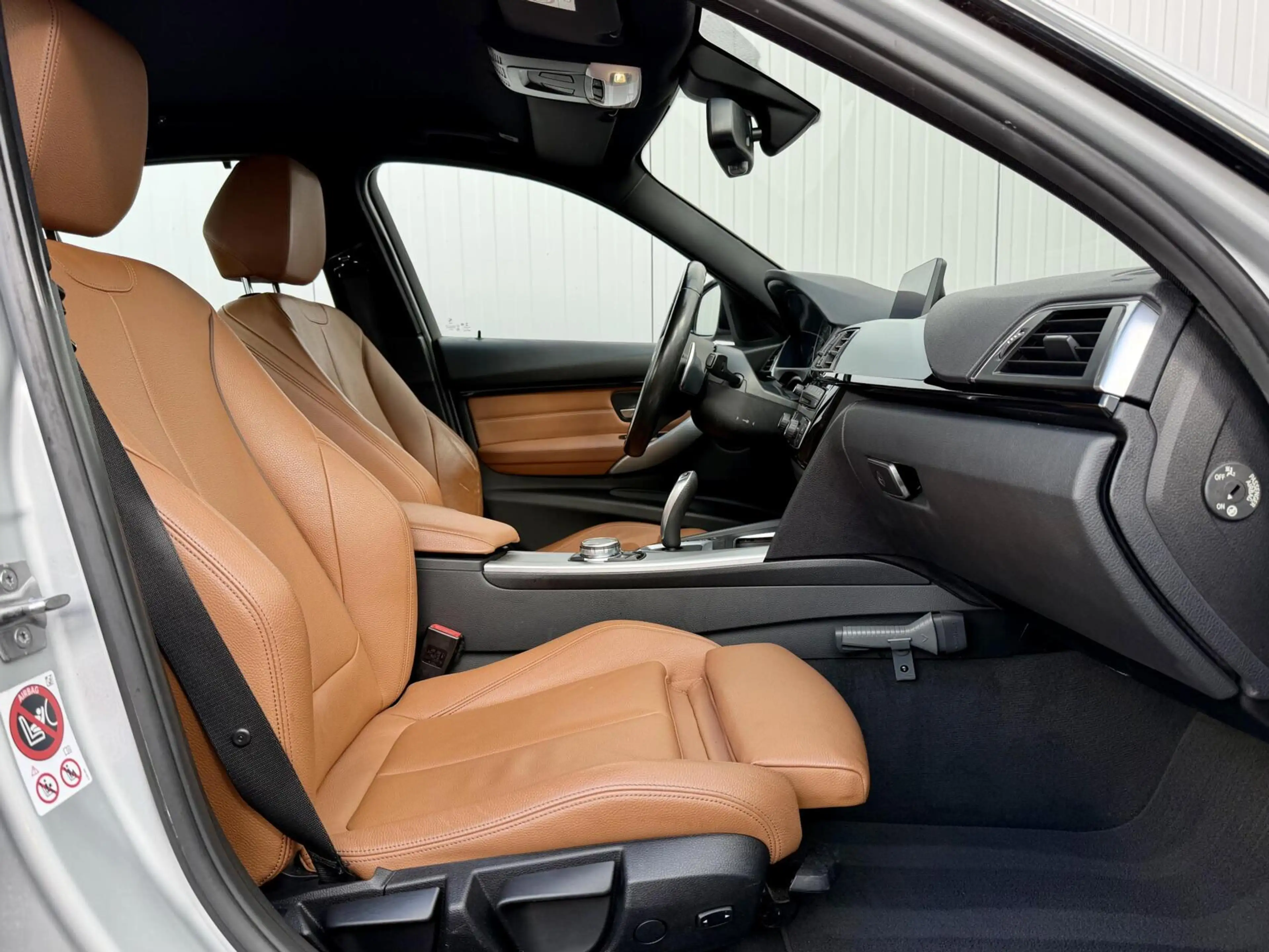 BMW 330 3-serie 330e M Sport | HUD | Carplay | Leder | LED — photo 12