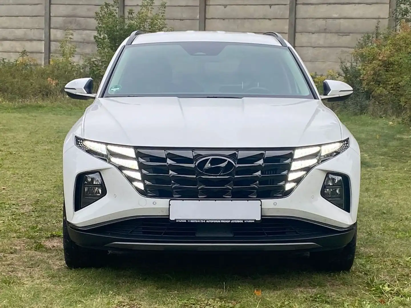 Hyundai TUCSON 1.6 T-GDI PHEV *Navi*ACC*LED*RFKamera* Weiß - 2