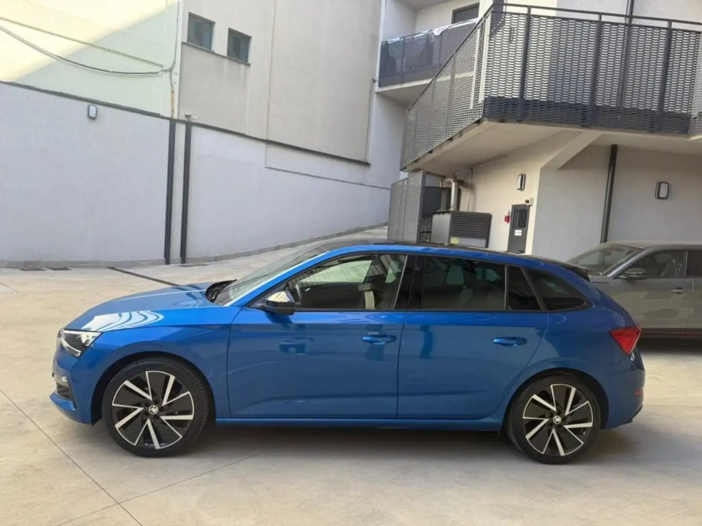Skoda Scala 1.0 TSI 115 CV Ambition+Tetto Blu/Azzurro - 2