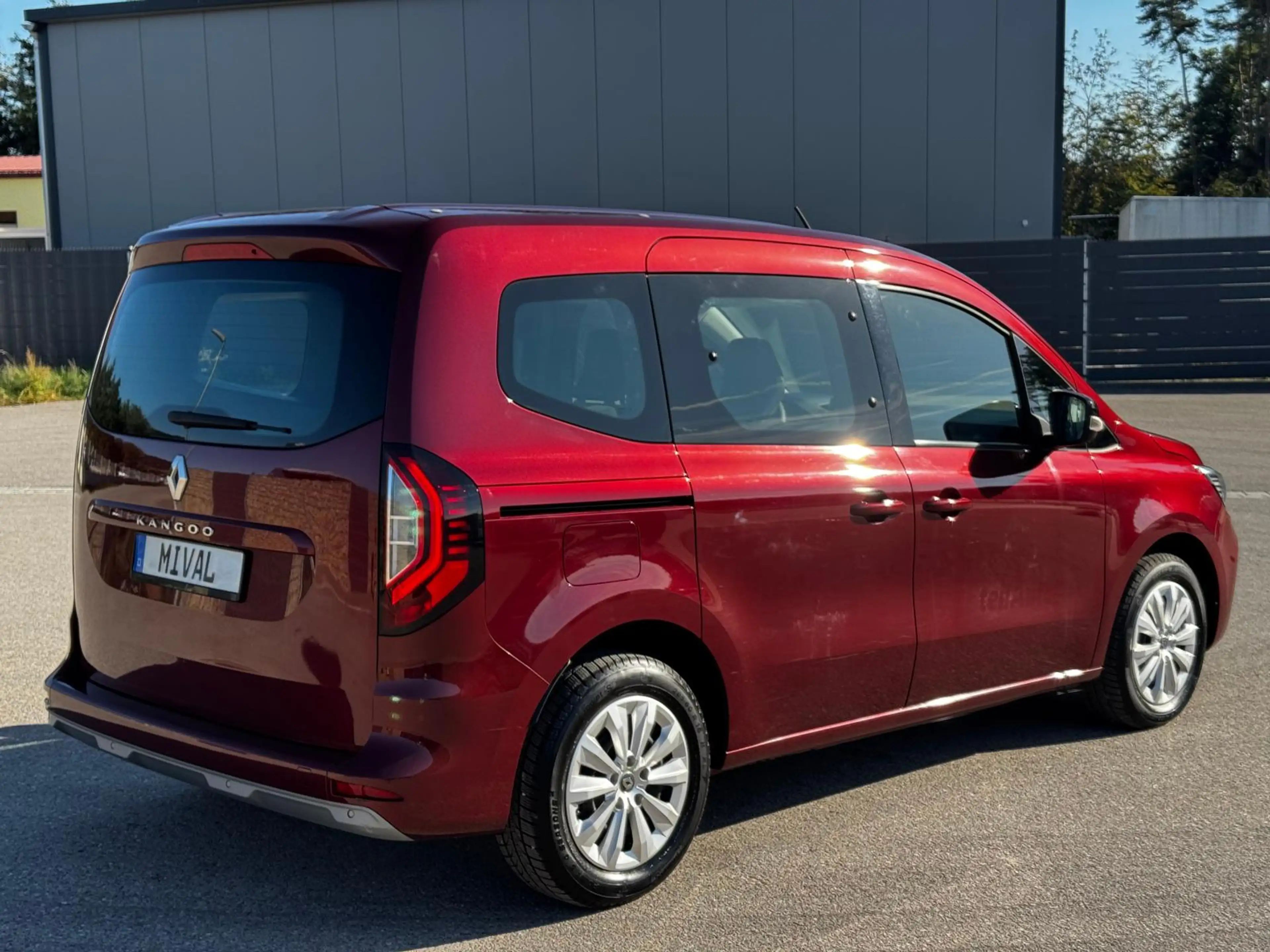 Renault Kangoo 1.5 BLUE dCi Diesel FAP Equilibre LED — photo 7