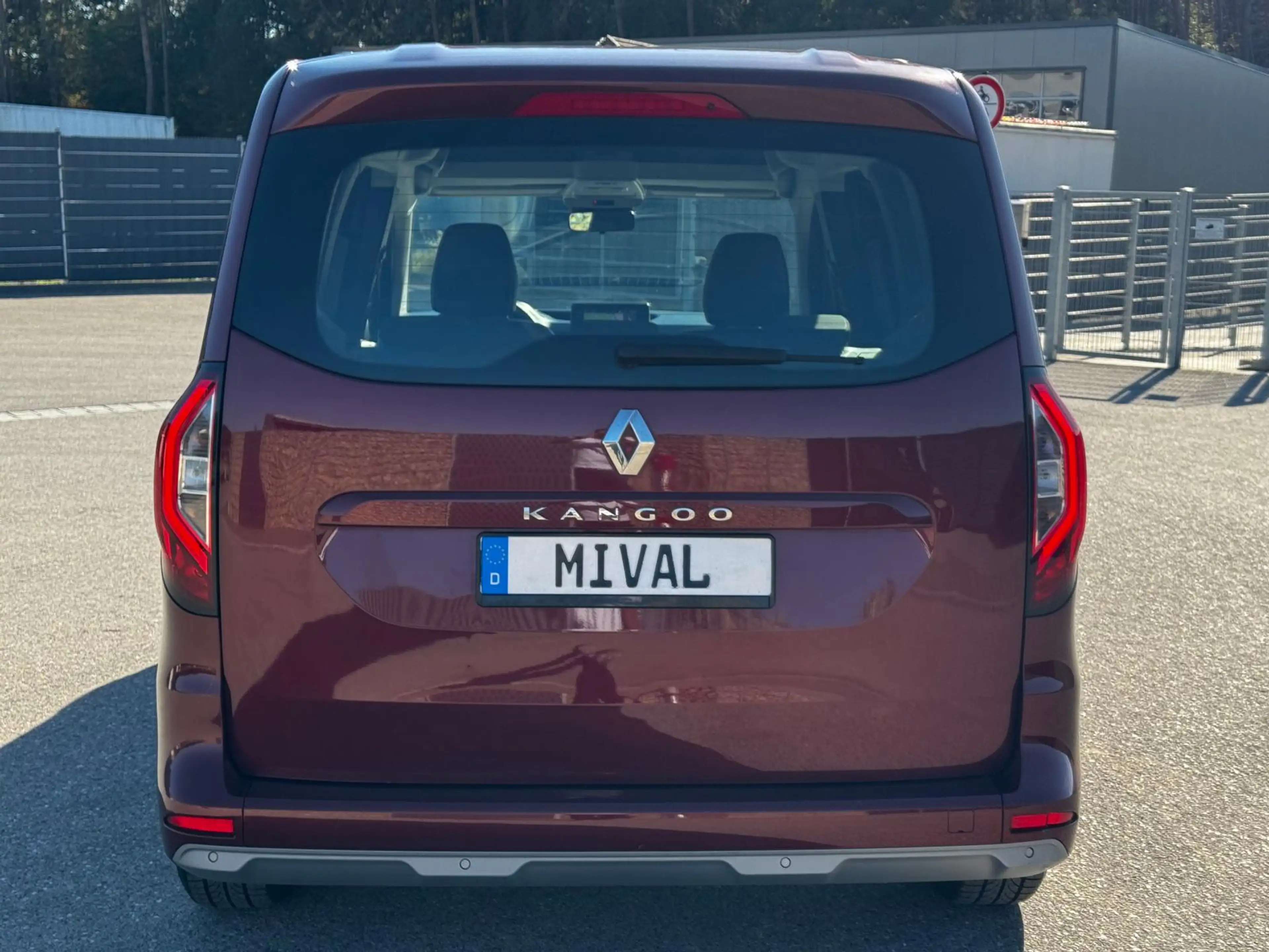 Renault Kangoo 1.5 BLUE dCi Diesel FAP Equilibre LED — photo 6