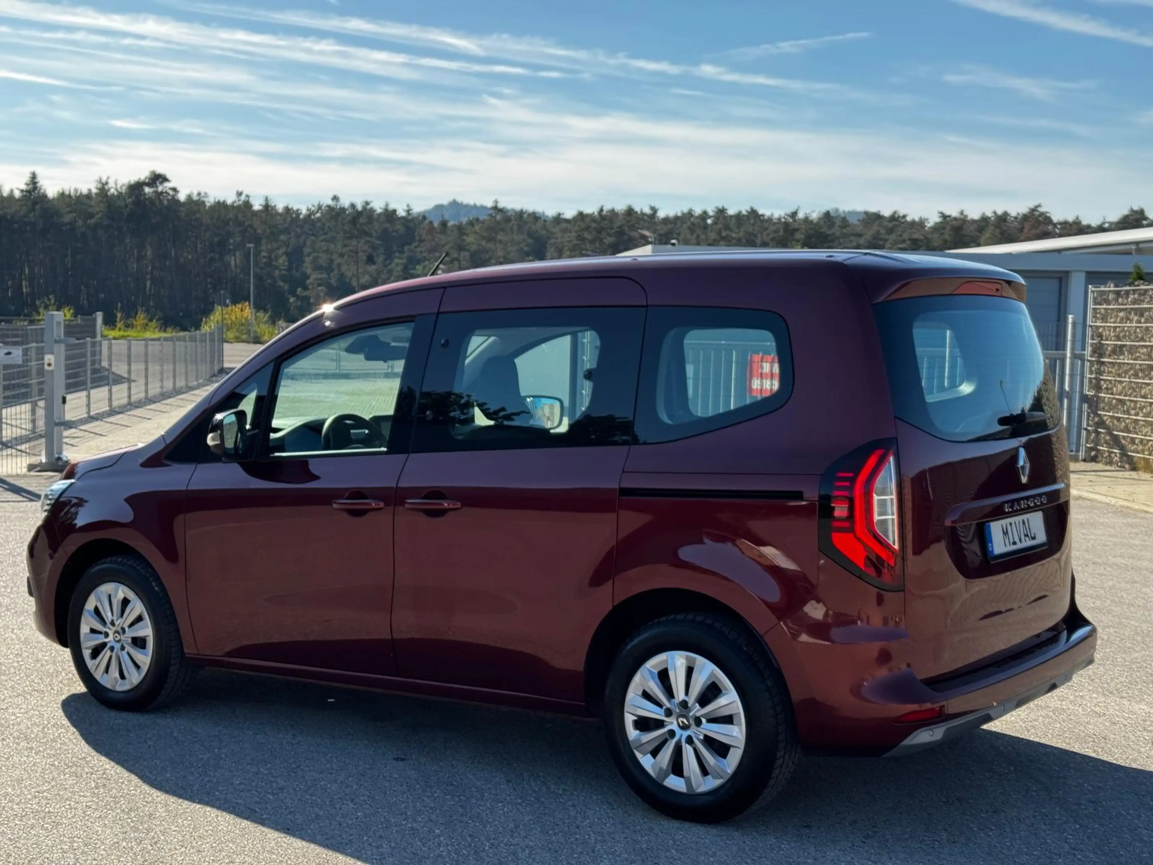 Renault Kangoo 1.5 BLUE dCi Diesel FAP Equilibre LED — photo 5