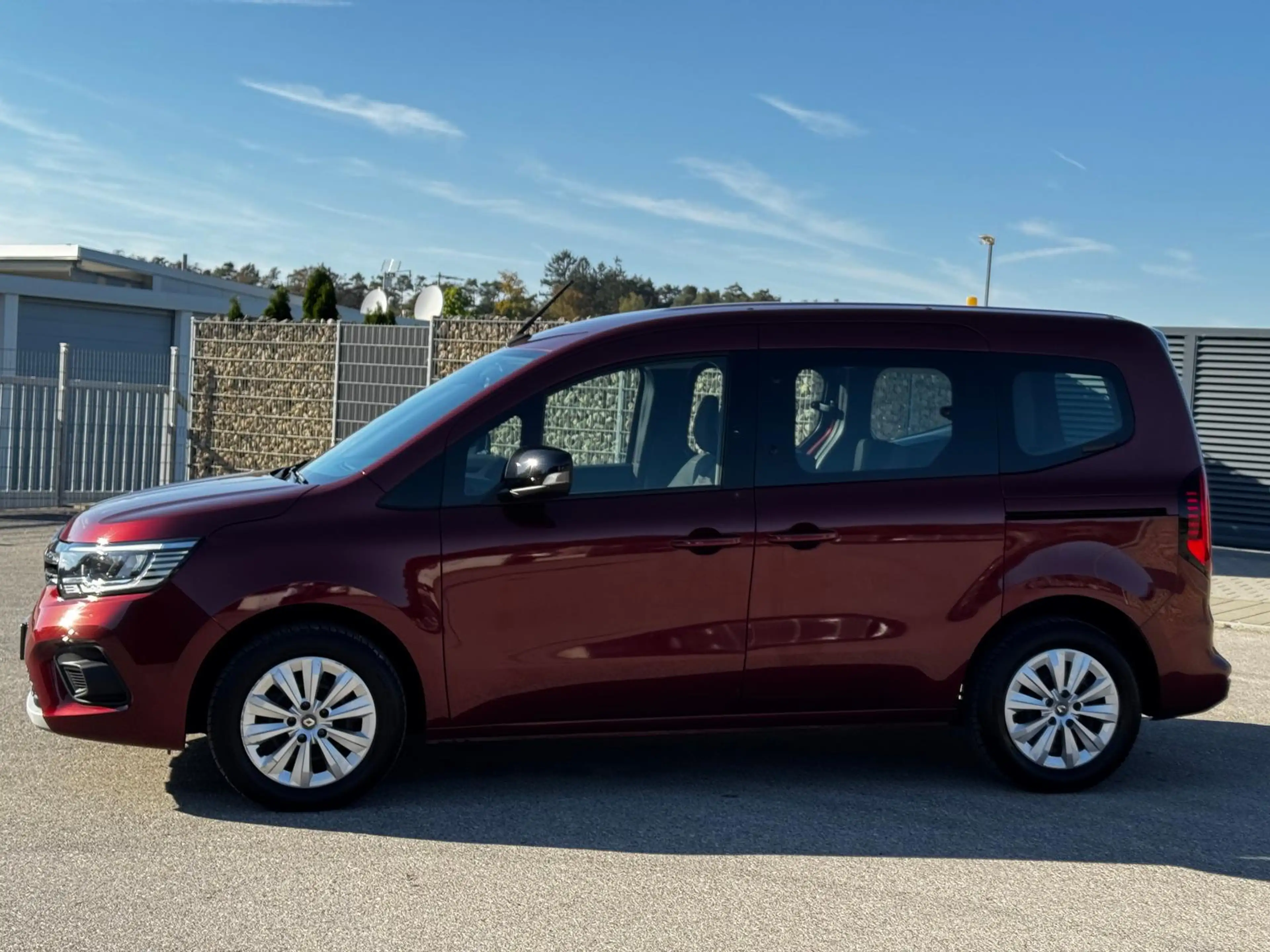 Renault Kangoo 1.5 BLUE dCi Diesel FAP Equilibre LED — photo 4
