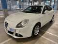Alfa Romeo Giulietta 1.6JTDm Distinctive bijela - thumbnail 3