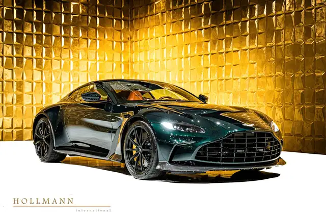 Aston Martin Vantage CARBON + CERAMIC + 360 CAMERA