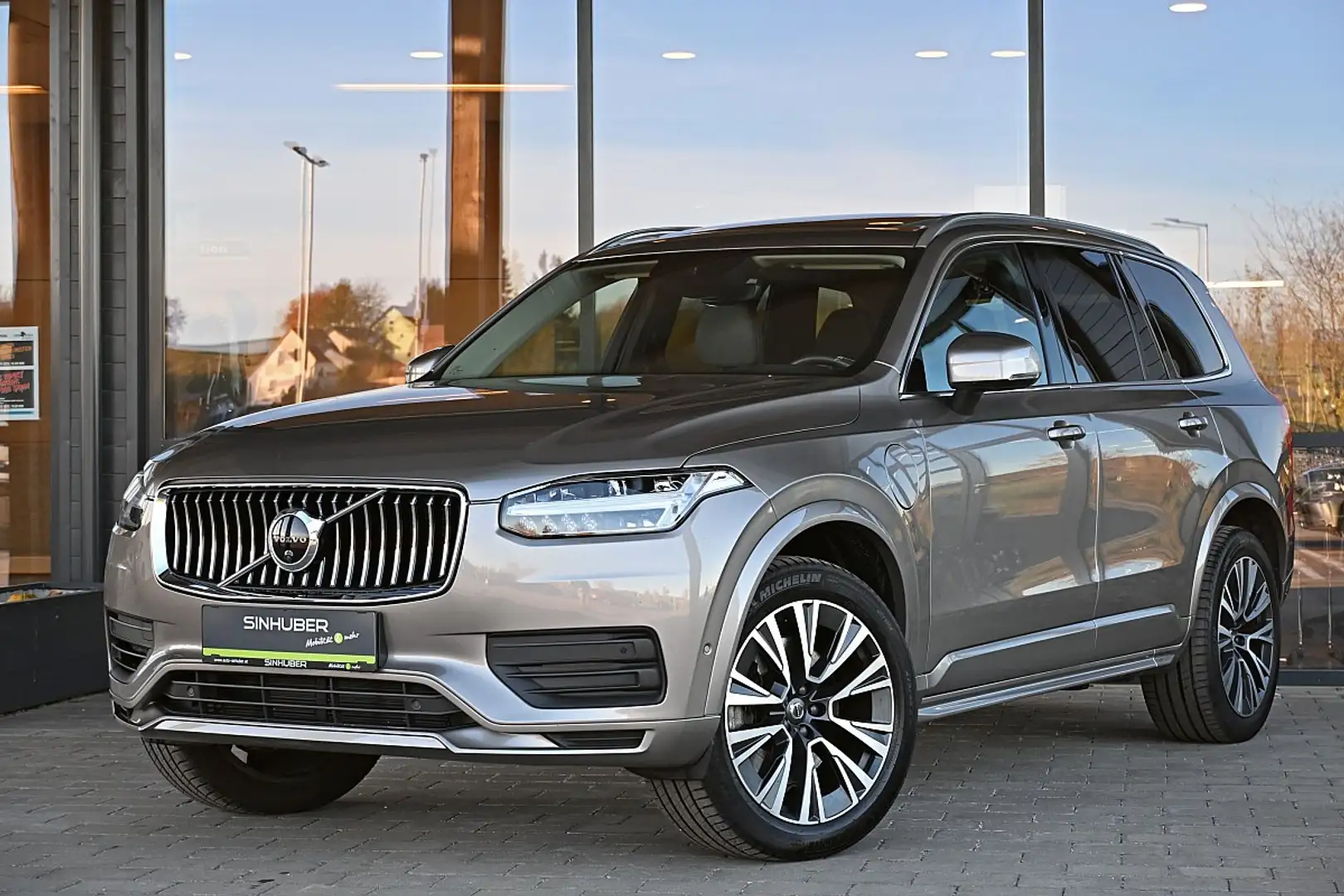 Volvo XC90 T8 Twin Engine PHEV Momentum Pro ACC, Panorama,... Gris - 1