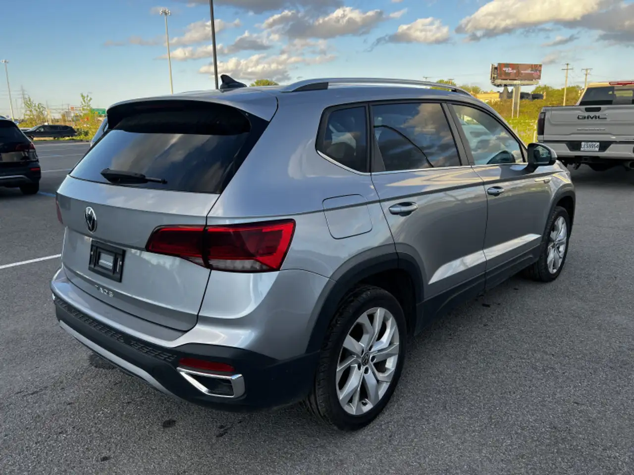 Volkswagen Taos снимка Volkswagen Taos