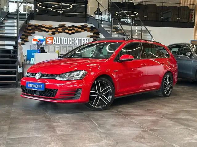 2016 Volkswagen Golf in Red for sale
