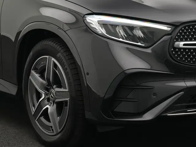 Mercedes-Benz 300 view 9