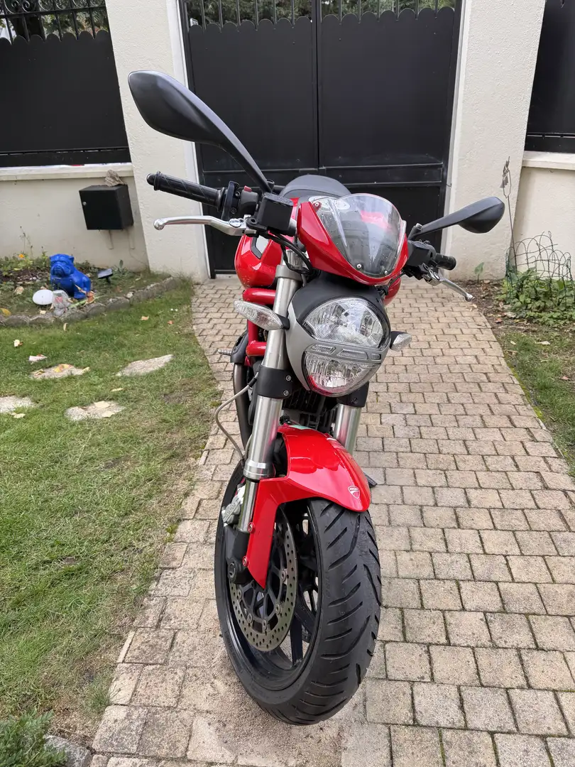 Ducati Monster 796 Rojo - 2