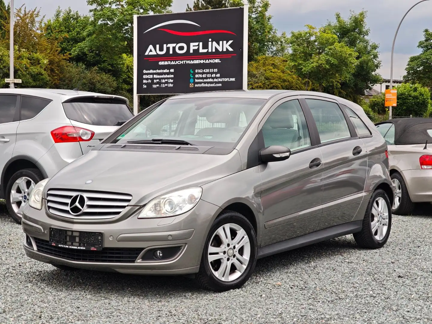 Mercedes-Benz B 200 AUTOMATIK (PDC v+h/SHZ/XENON/T-LEDER/NAVI) Gris - 1