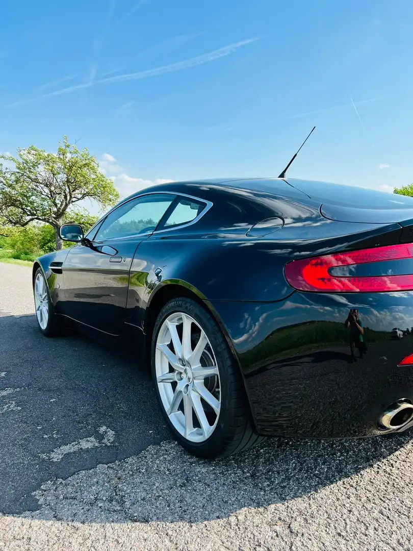 Aston Martin Vantage Handschalter Чёрный - 1