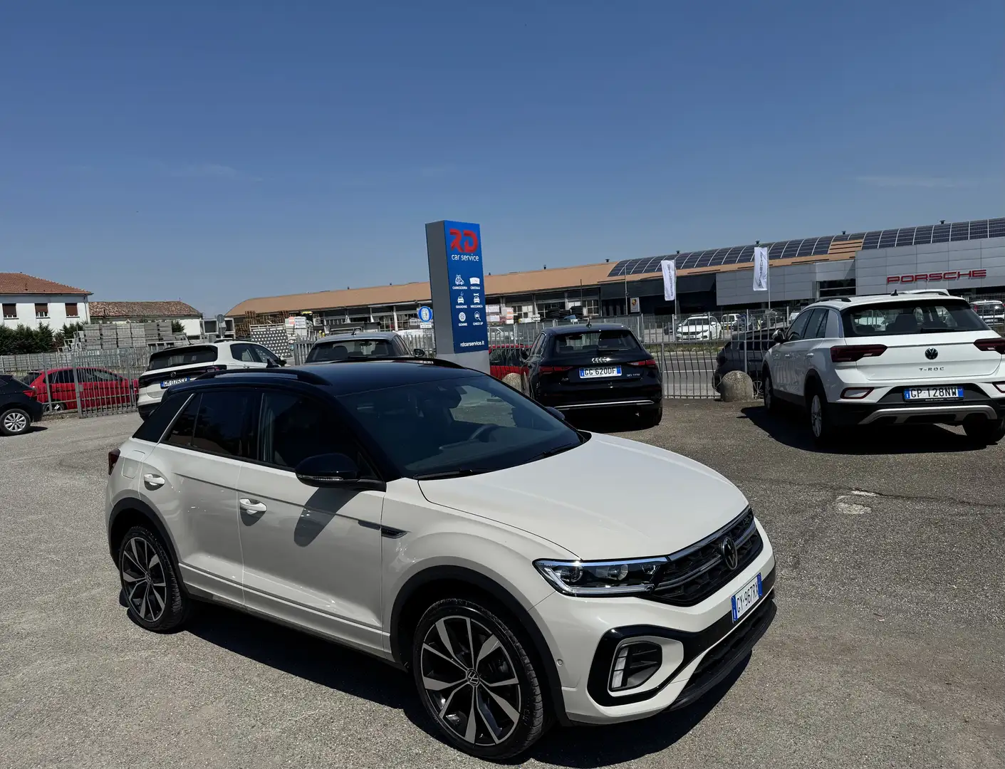 Volkswagen T-Roc 1.0 tsi R-Line Plus 115cv / KM0 / NO VINCOLI Grigio - 1