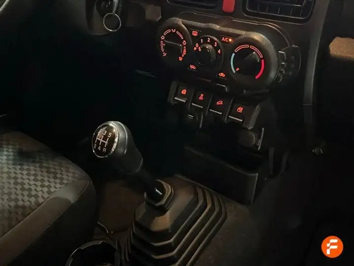Suzuki Jimny 2024, foto 14
