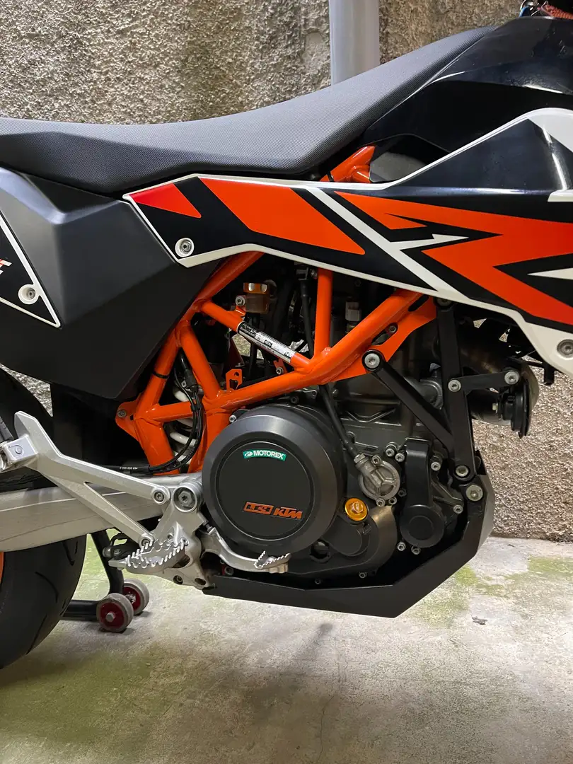 KTM 690 SMC R - 2