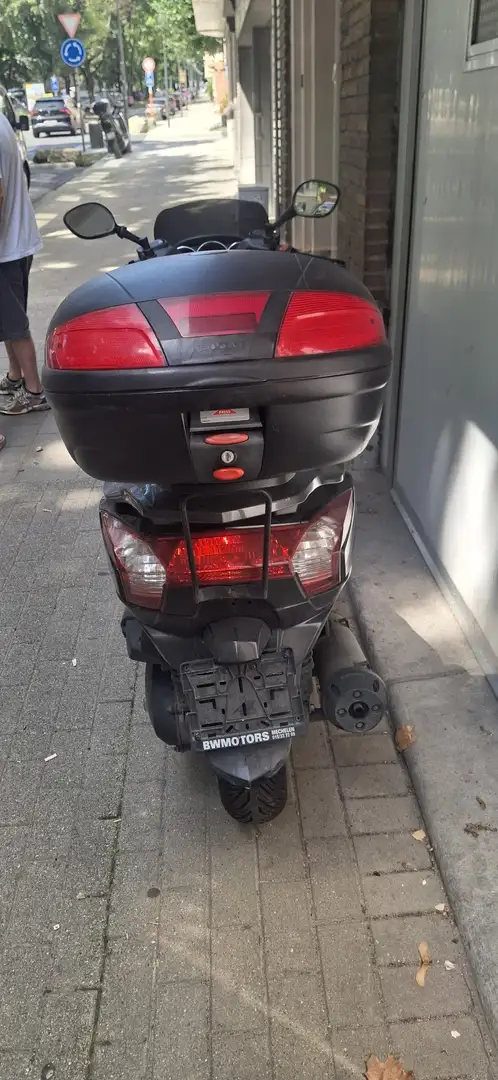 Kymco Downtown 125i Noir - 1