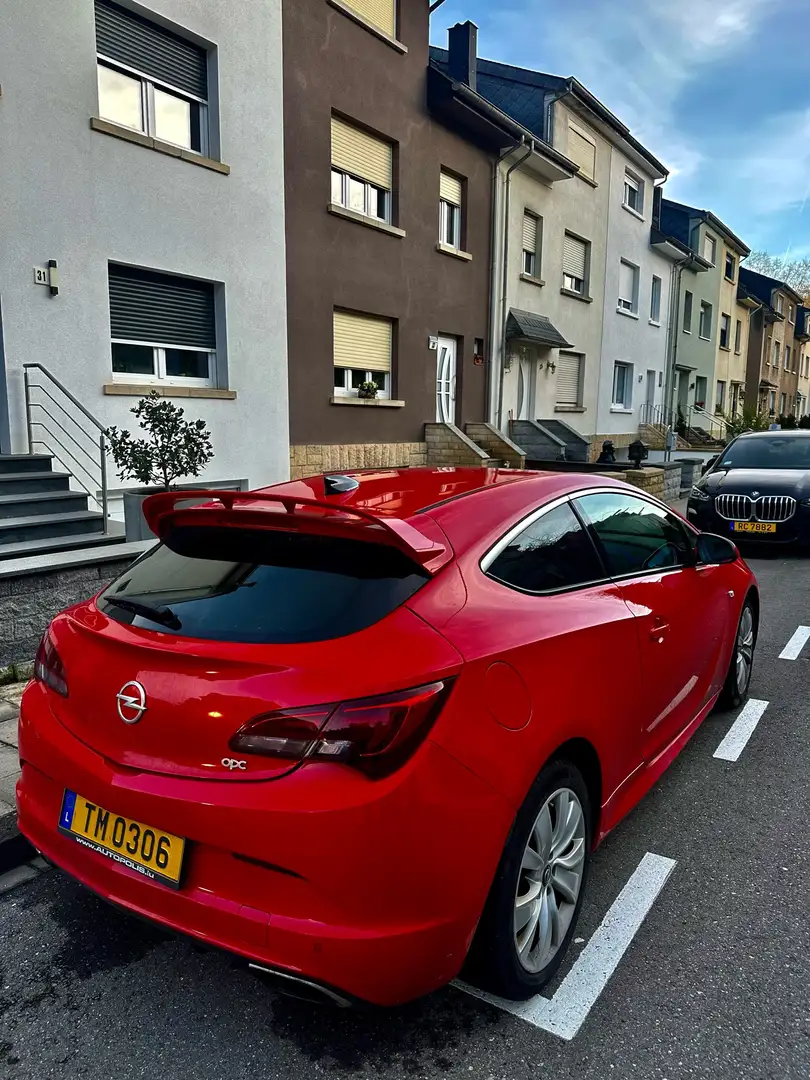 Opel Astra OPC Start/Stop Rouge - 2