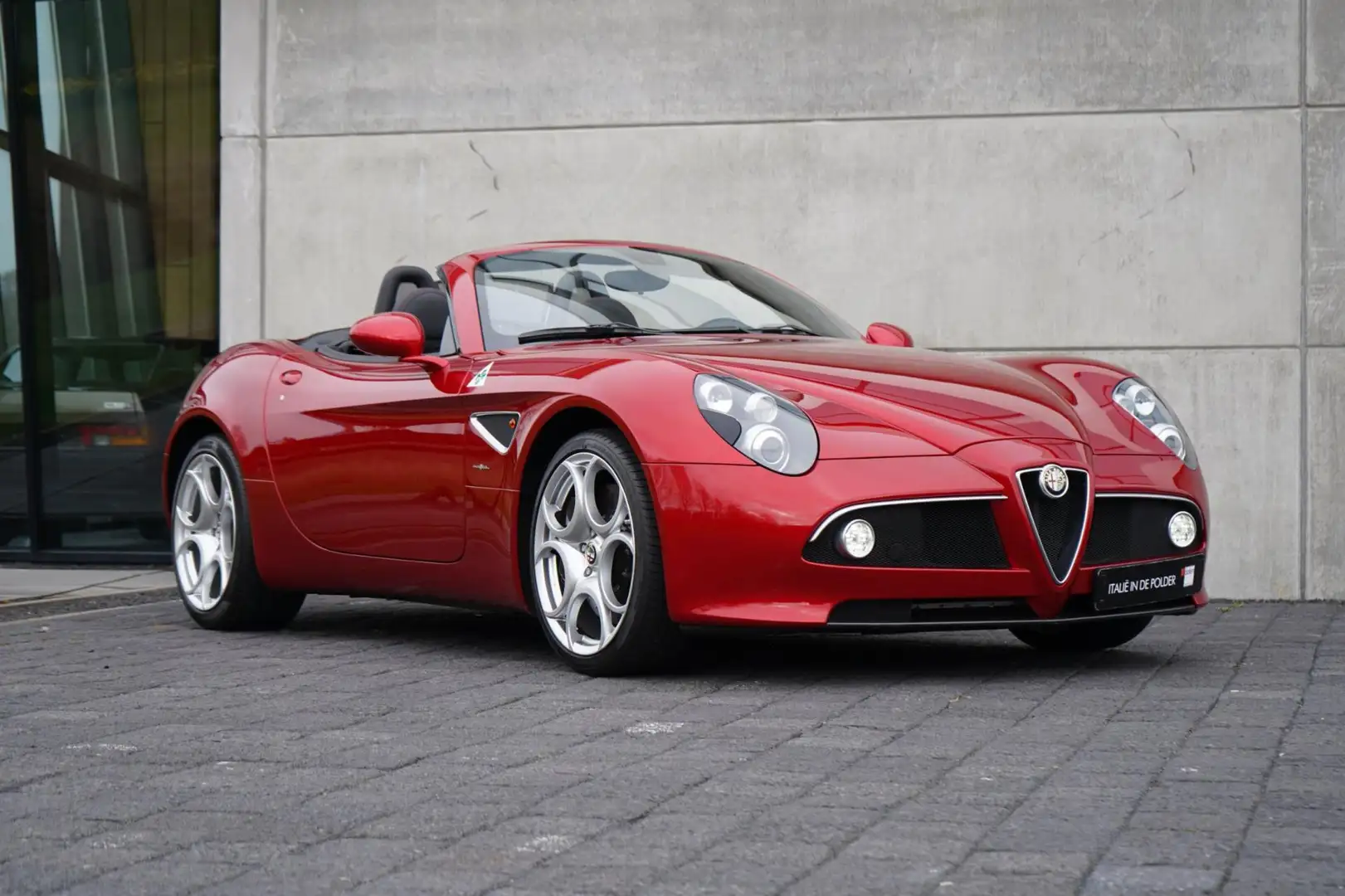 Alfa Romeo 8C Competizione Spider 4.7 V8 Rot - 1