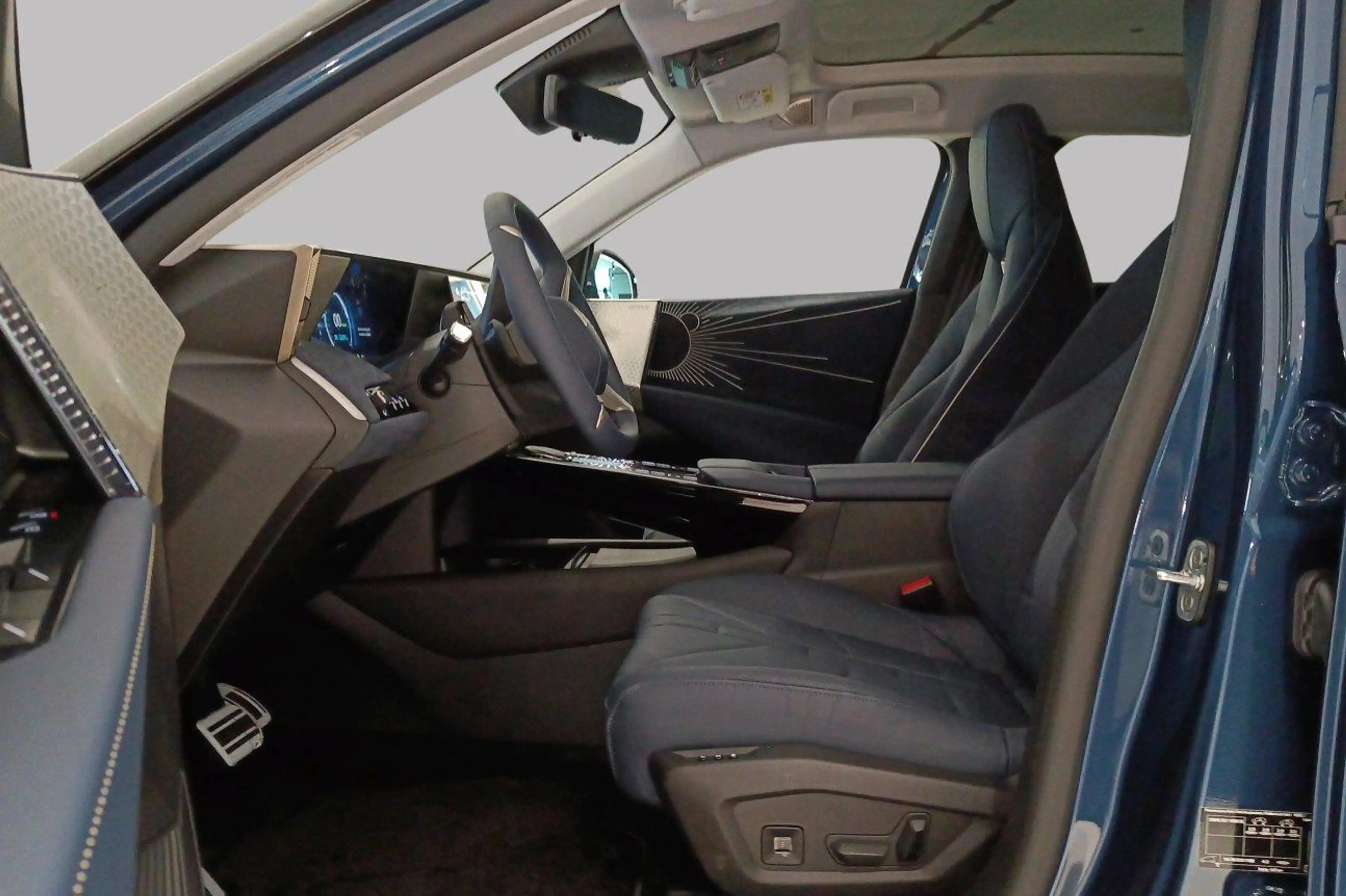 DS Automobiles N°8 FWD LONG RANGE — photo 10