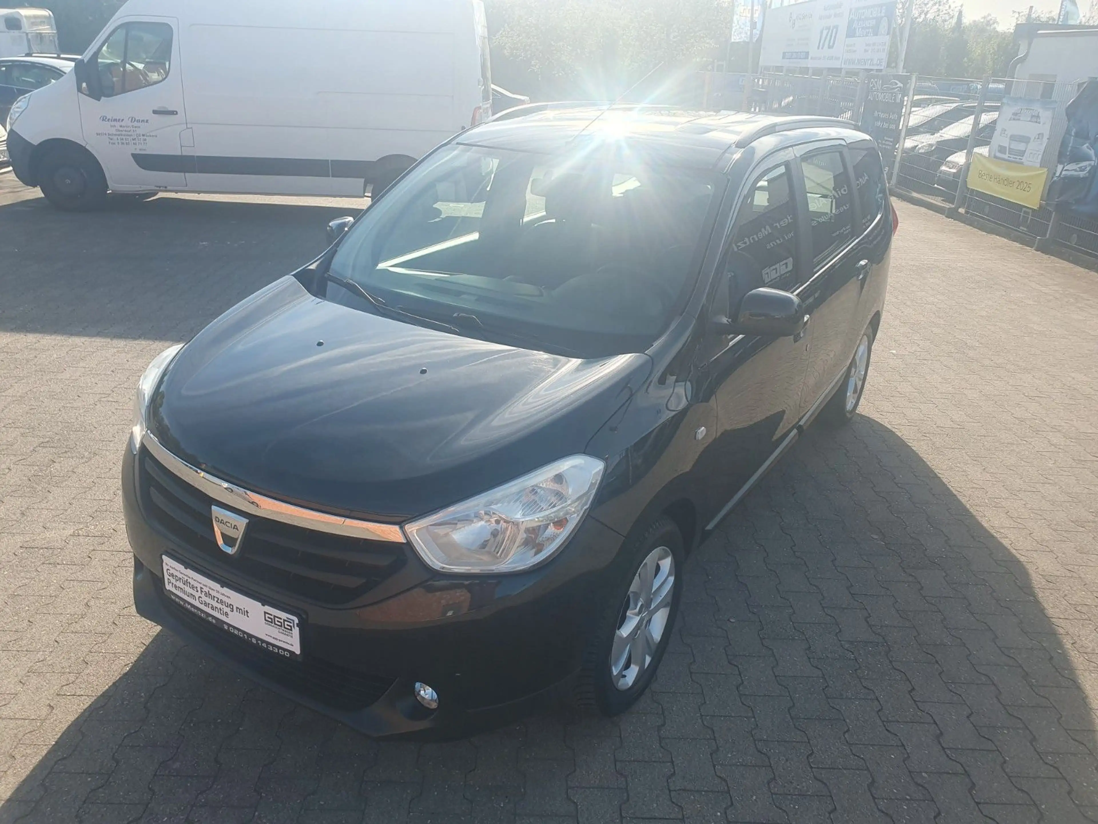 Dacia Lodgy Prestige GARANTIE LEDER KLIMA NAVI 1-HAND — photo 10