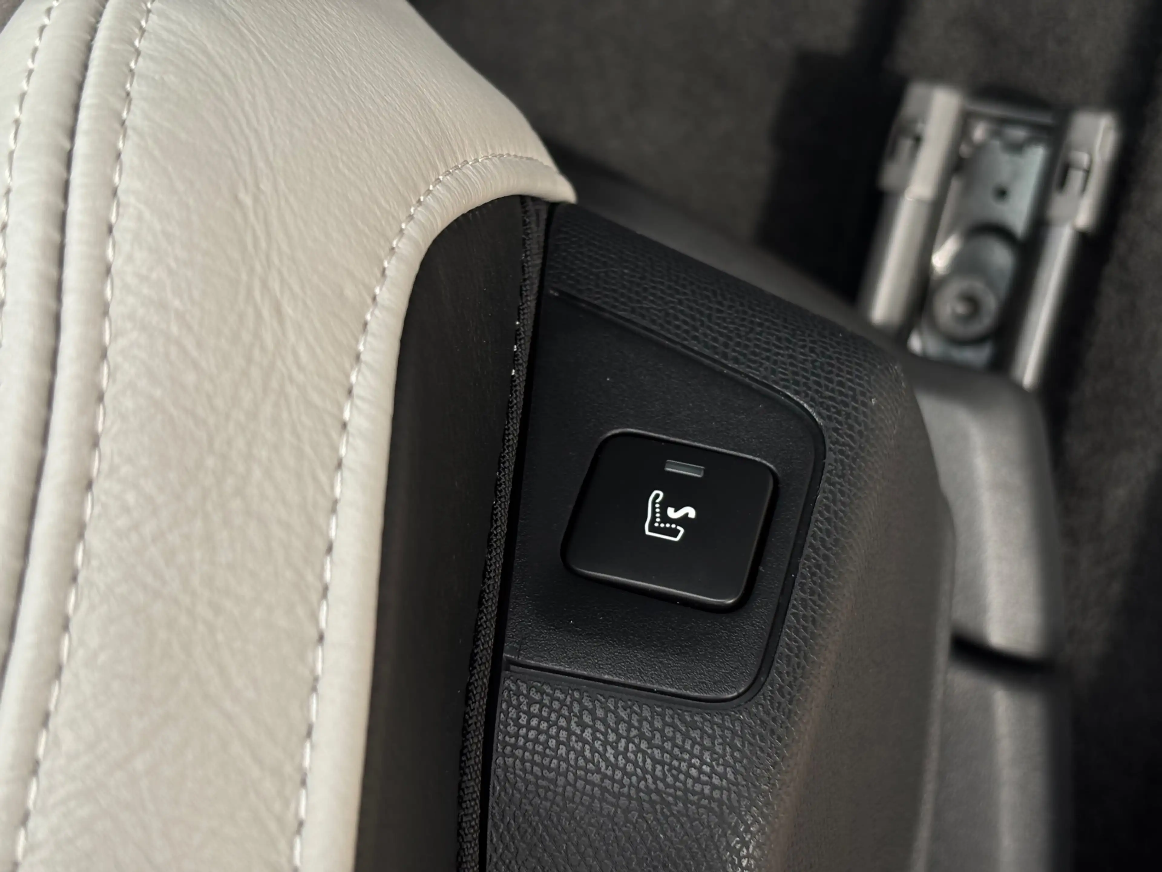 DS Automobiles DS 7 Crossback E-Tense 4x4 Grand Chic Rivoli 300PK|Pano|Cam| SoH — photo 45