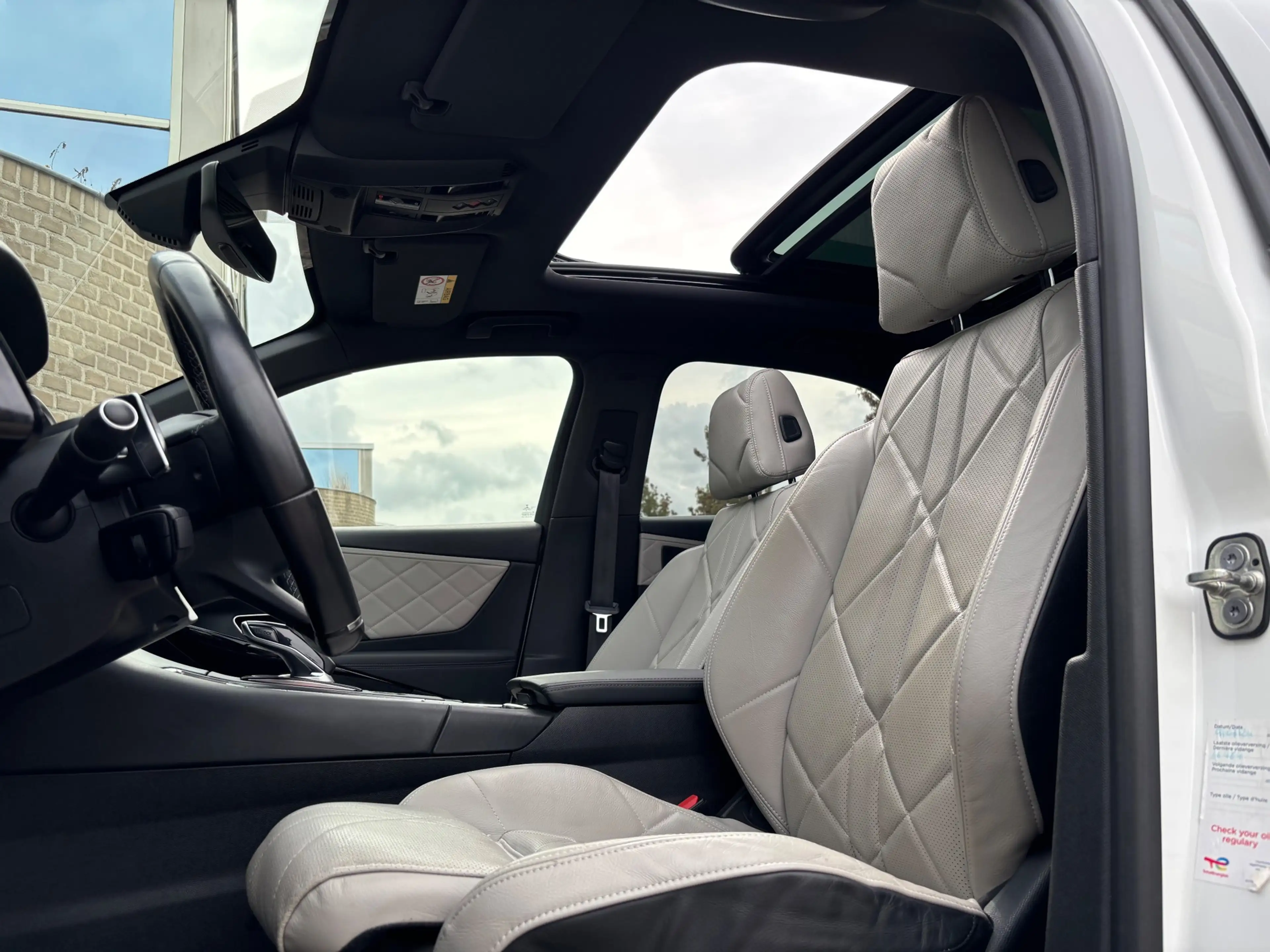 DS Automobiles DS 7 Crossback E-Tense 4x4 Grand Chic Rivoli 300PK|Pano|Cam| SoH — photo 38