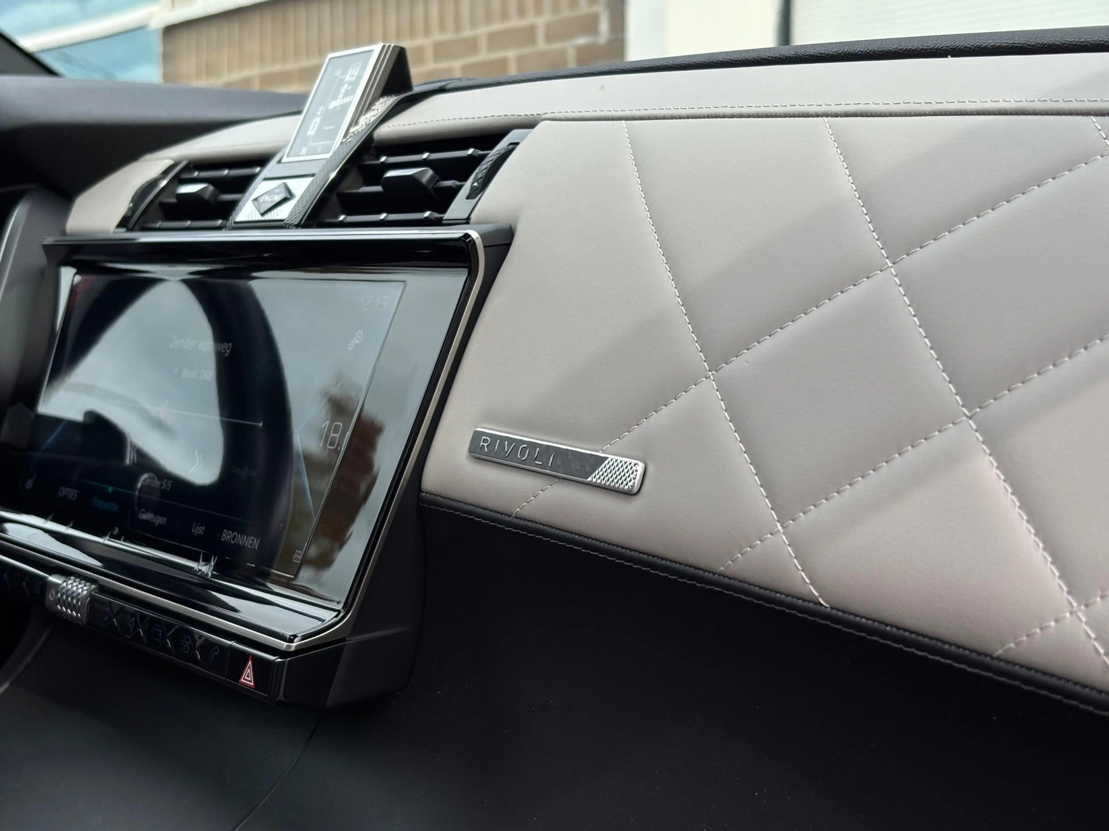 DS Automobiles DS 7 Crossback E-Tense 4x4 Grand Chic Rivoli 300PK|Pano|Cam| SoH — photo 42