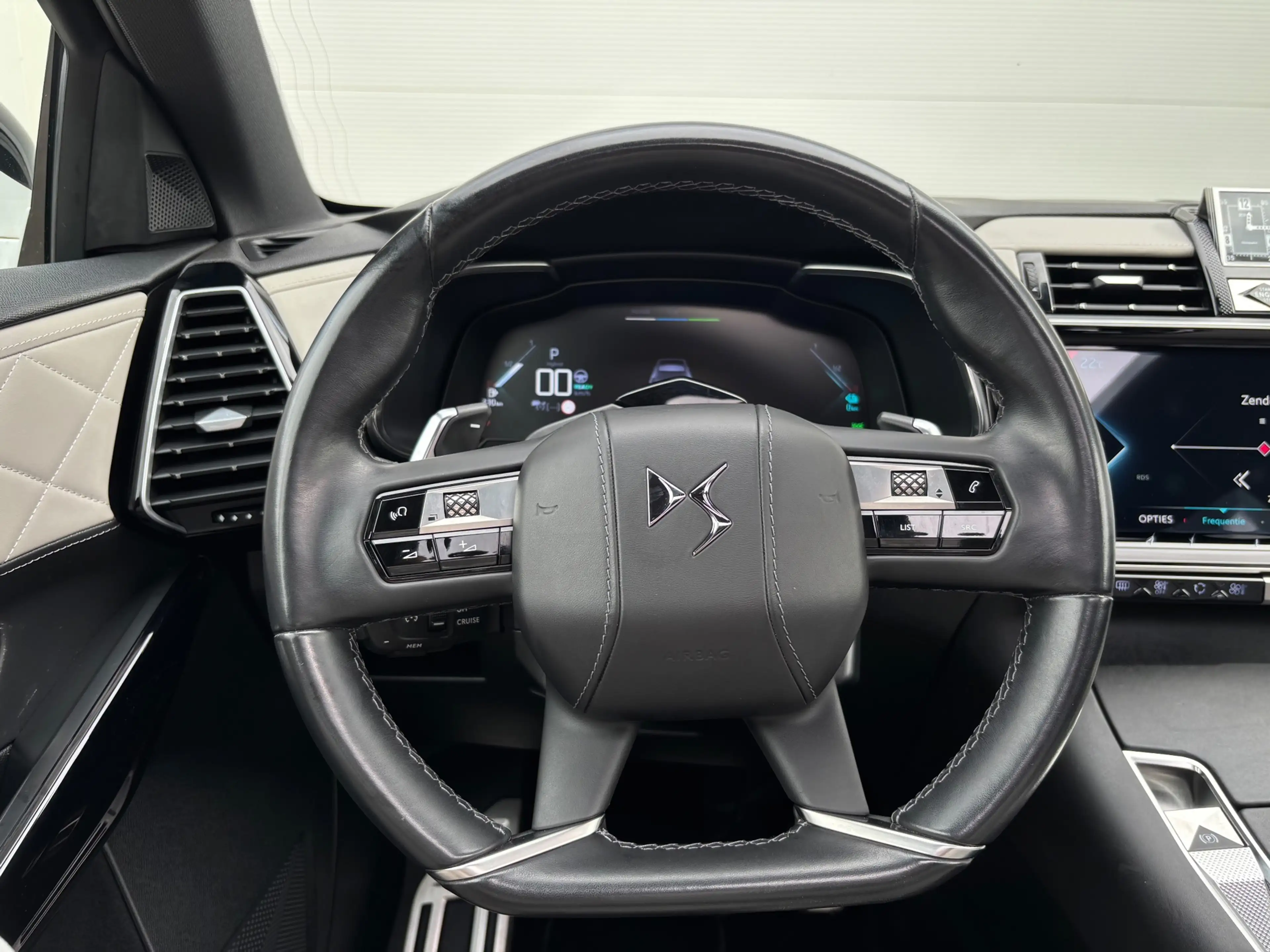 DS Automobiles DS 7 Crossback E-Tense 4x4 Grand Chic Rivoli 300PK|Pano|Cam| SoH — photo 47