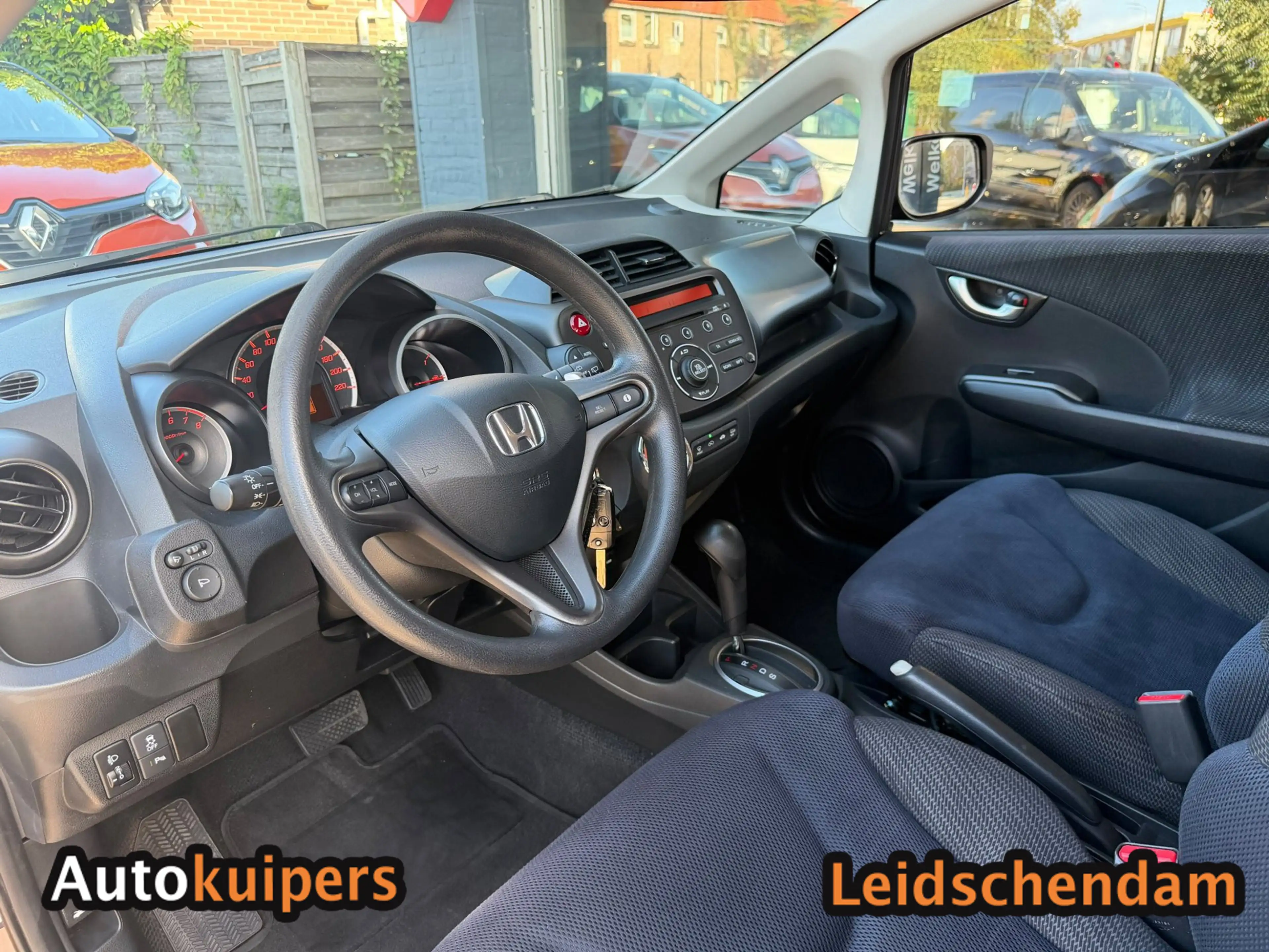 Honda Jazz 1.4 Comfort — photo 13