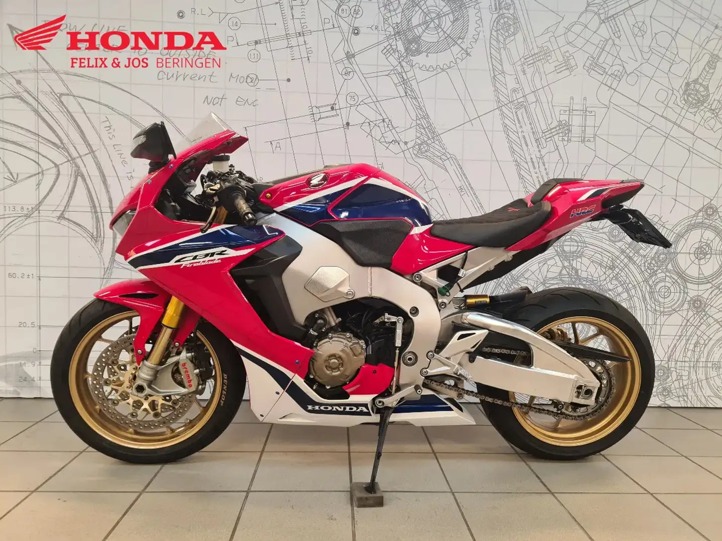 Honda CBR 1000 RR SP1 Fireblade Красный - 2