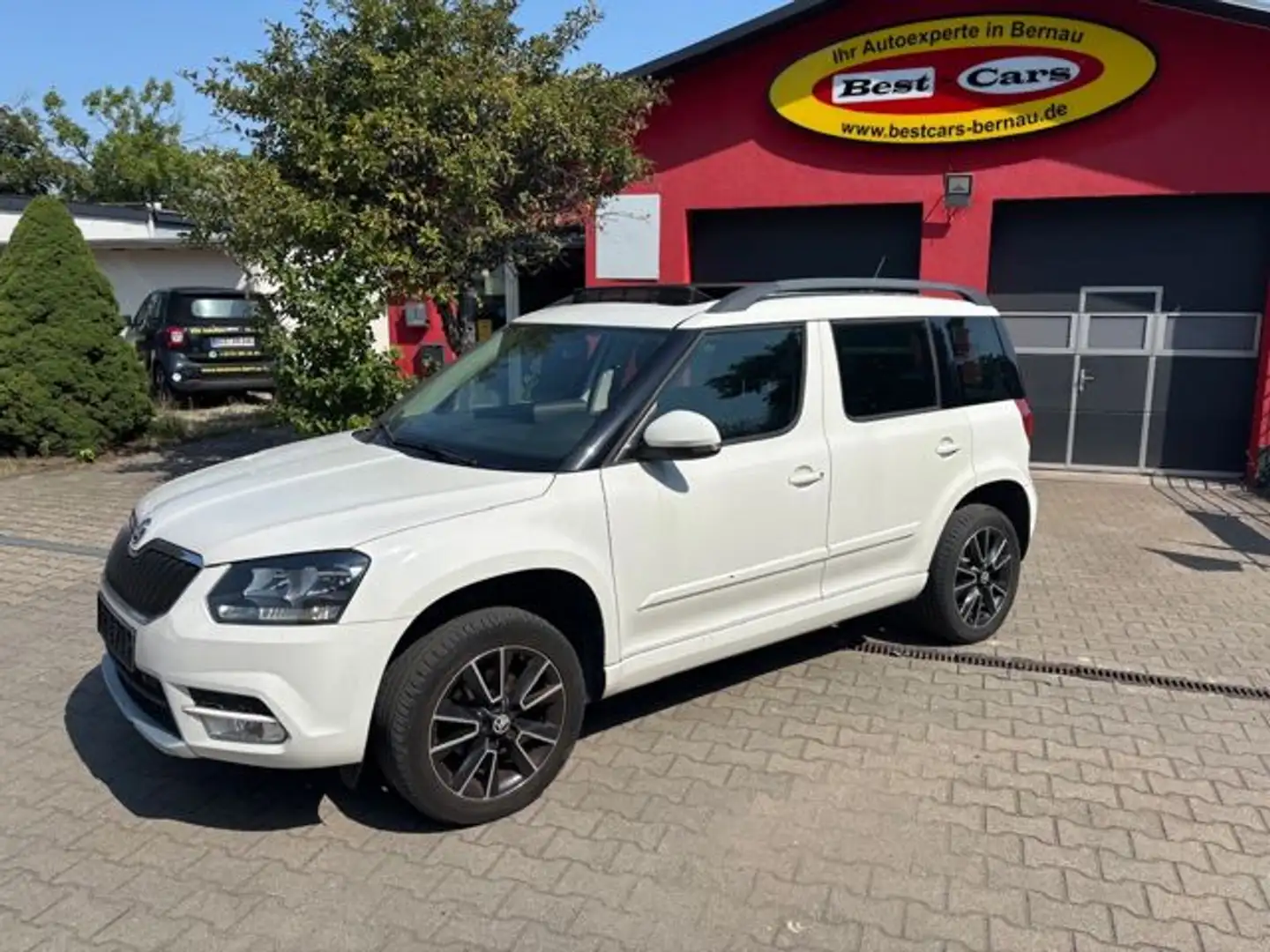 Skoda Yeti 1.4 TSI Ambition PDC*KLIMA*PANO*AHK* Weiß - 2