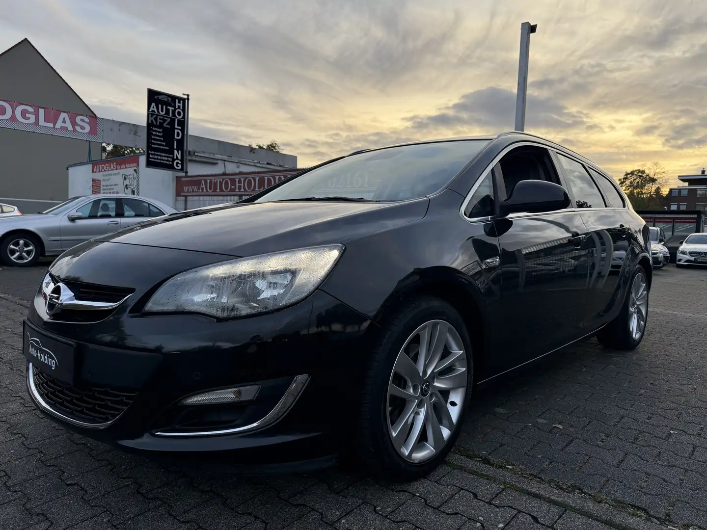 Opel Astra Astra 2.0 CDTI DPF Sports Tourer Active Noir - 1