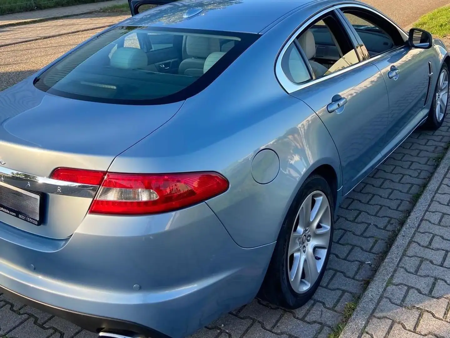 Jaguar XF XF 4.2 V8 Premium Luxury Azul - 2