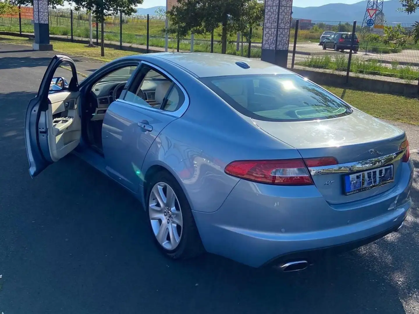 Jaguar XF XF 4.2 V8 Premium Luxury Azul - 1