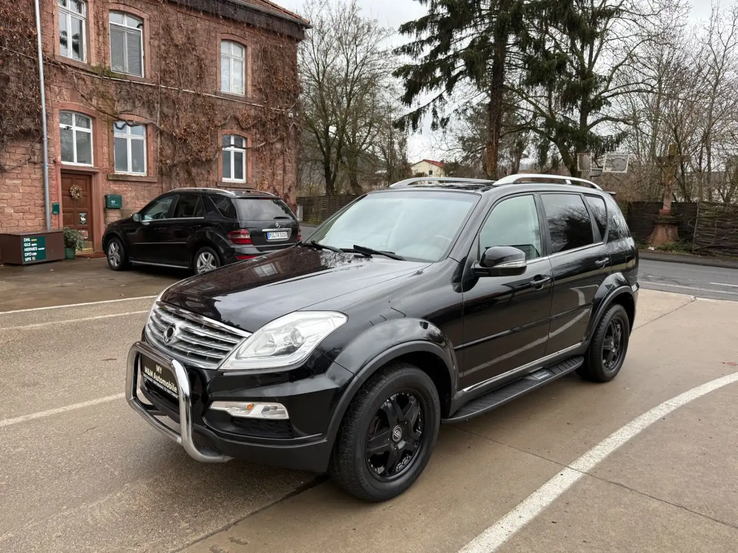 SsangYong Rexton Rexton W 2.0 4WD/Leder/Navi/Standheizung/AHK2.6T Negru - 1